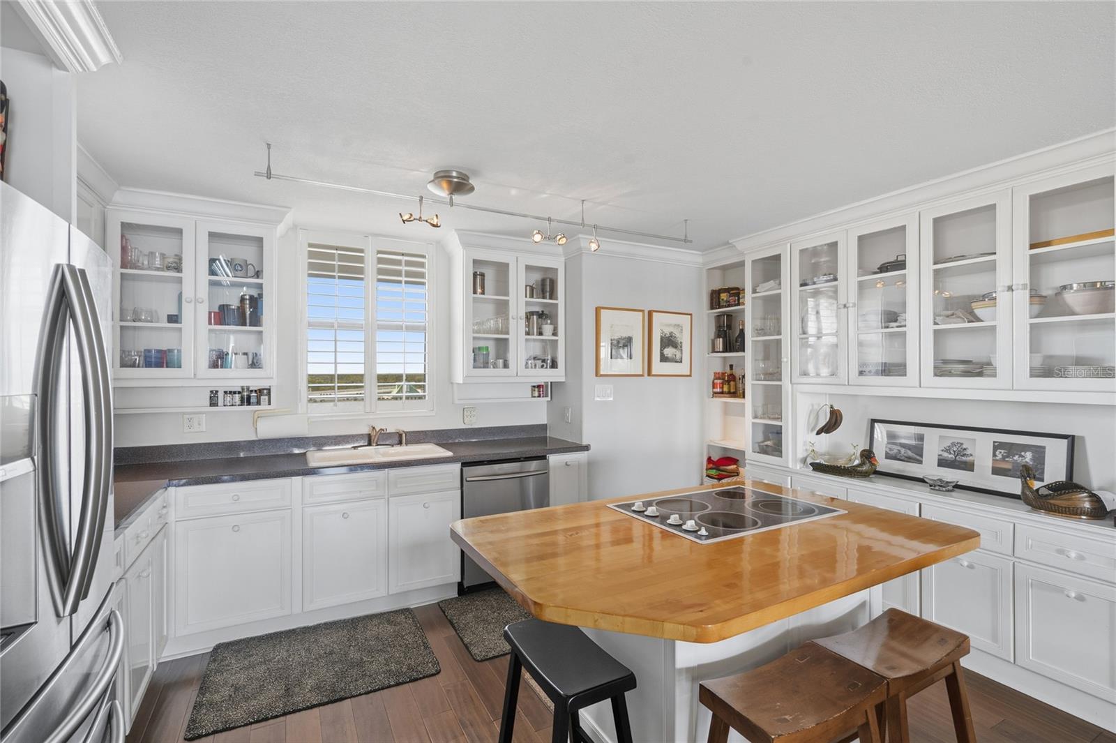 Image 8 of 36 For 1100 Orlando Avenue 956