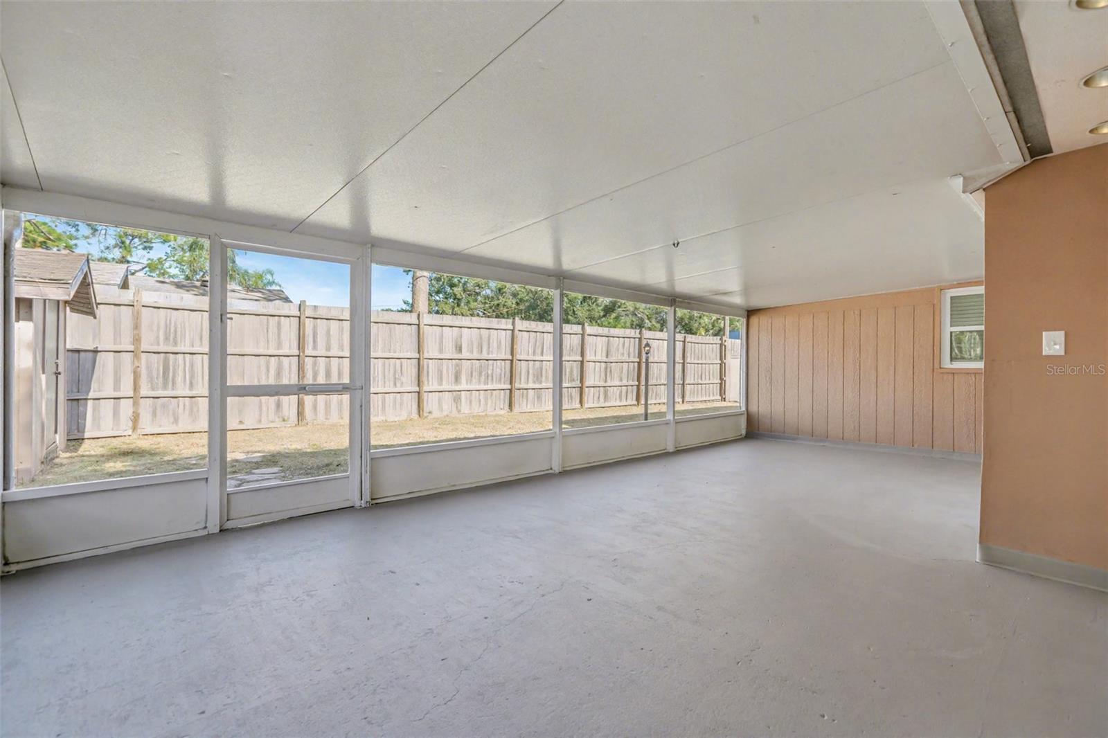 Image 22 of 27 For 3993 Hina Drive