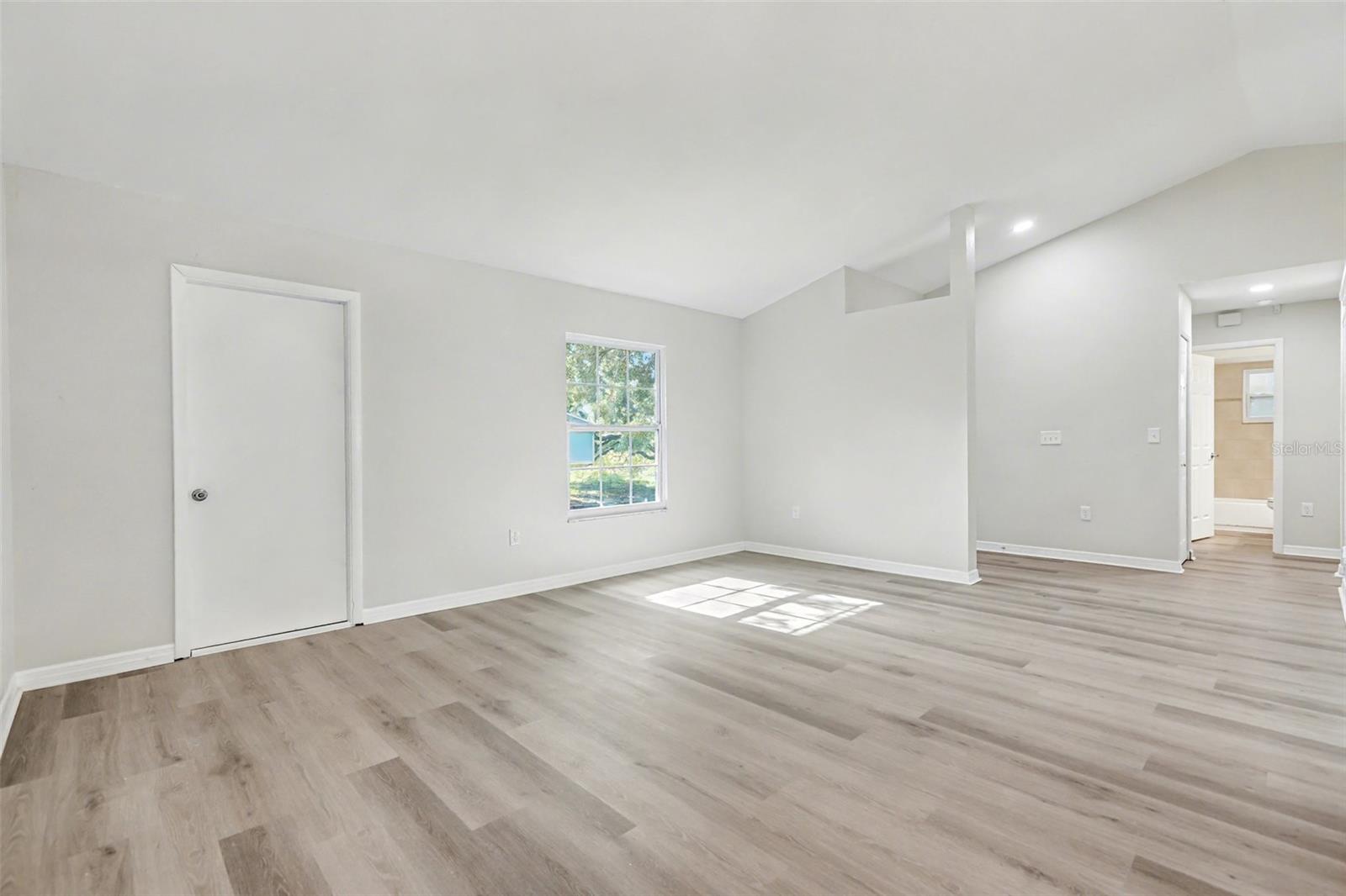 Image 4 of 27 For 3993 Hina Drive