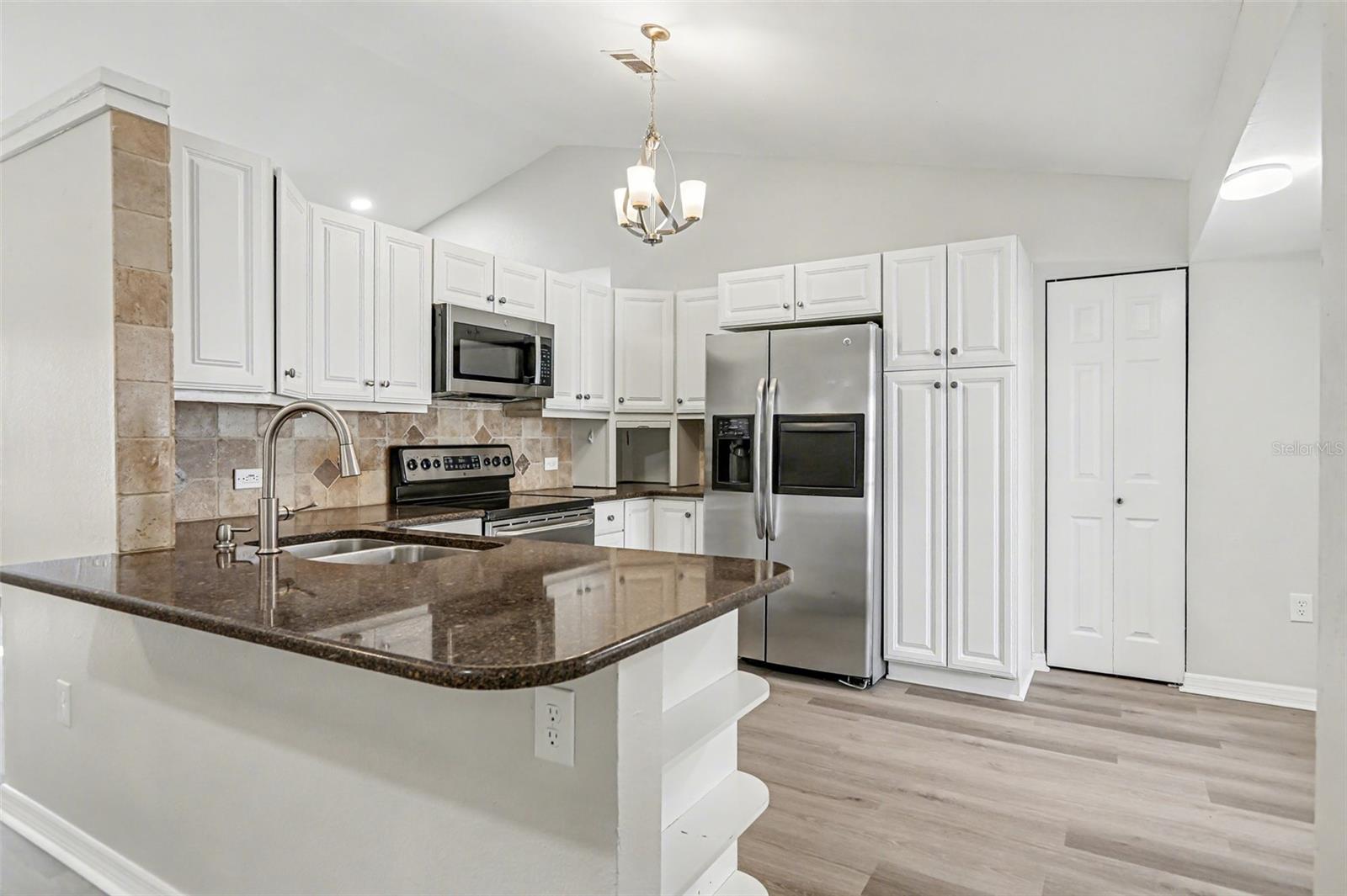 Image 6 of 27 For 3993 Hina Drive