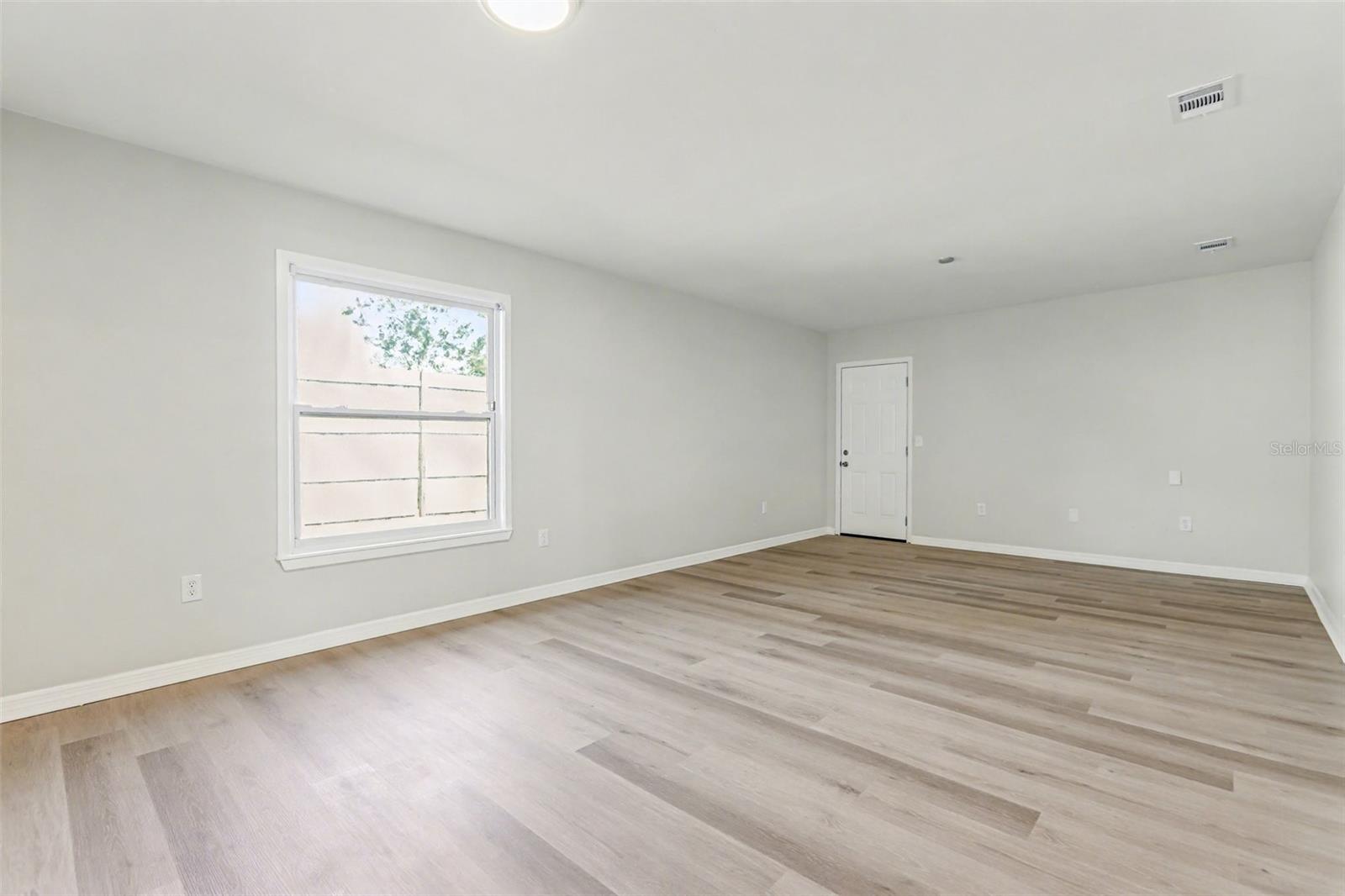 Image 8 of 27 For 3993 Hina Drive