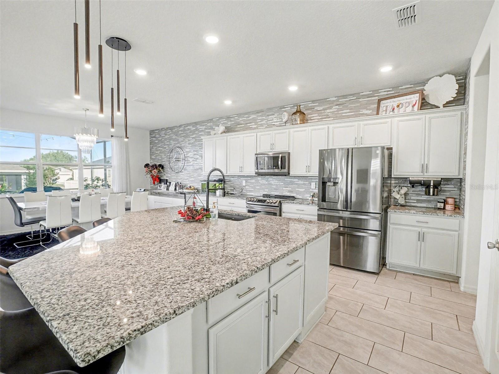 Image 11 of 39 For 2215 Upland Lane