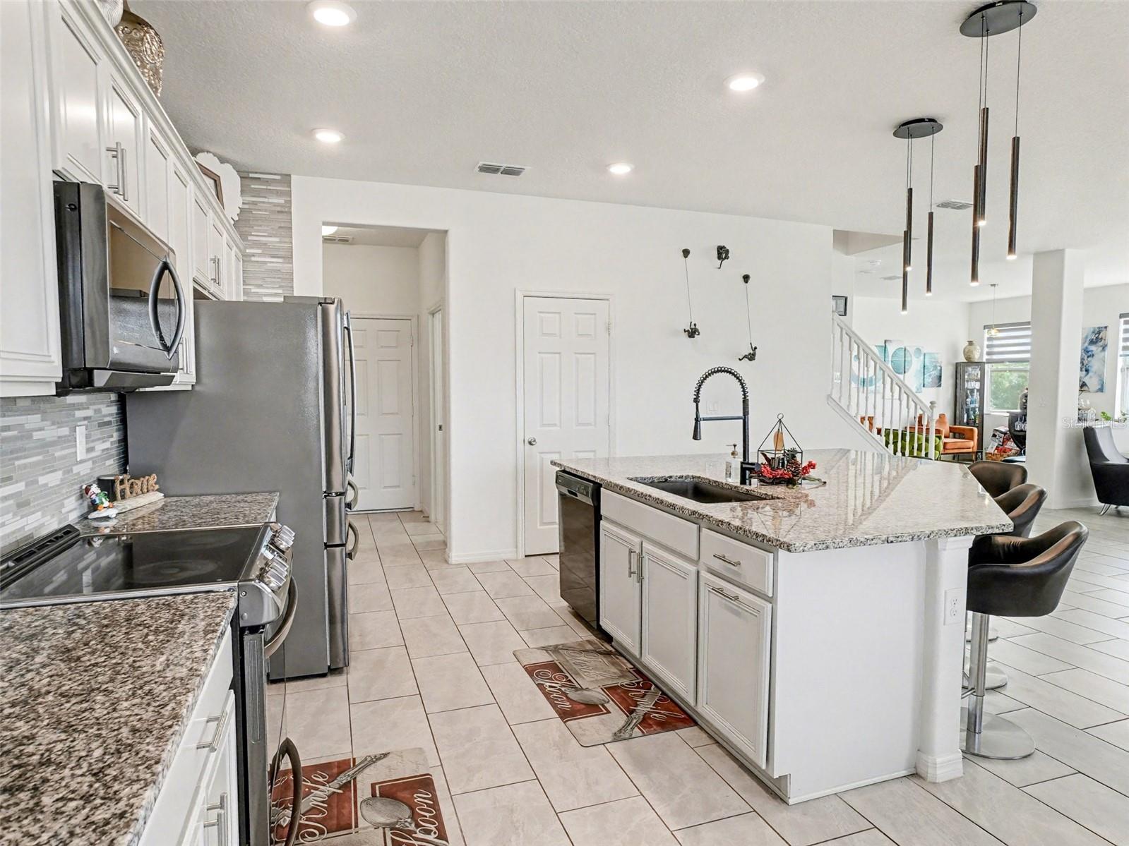 Image 12 of 39 For 2215 Upland Lane