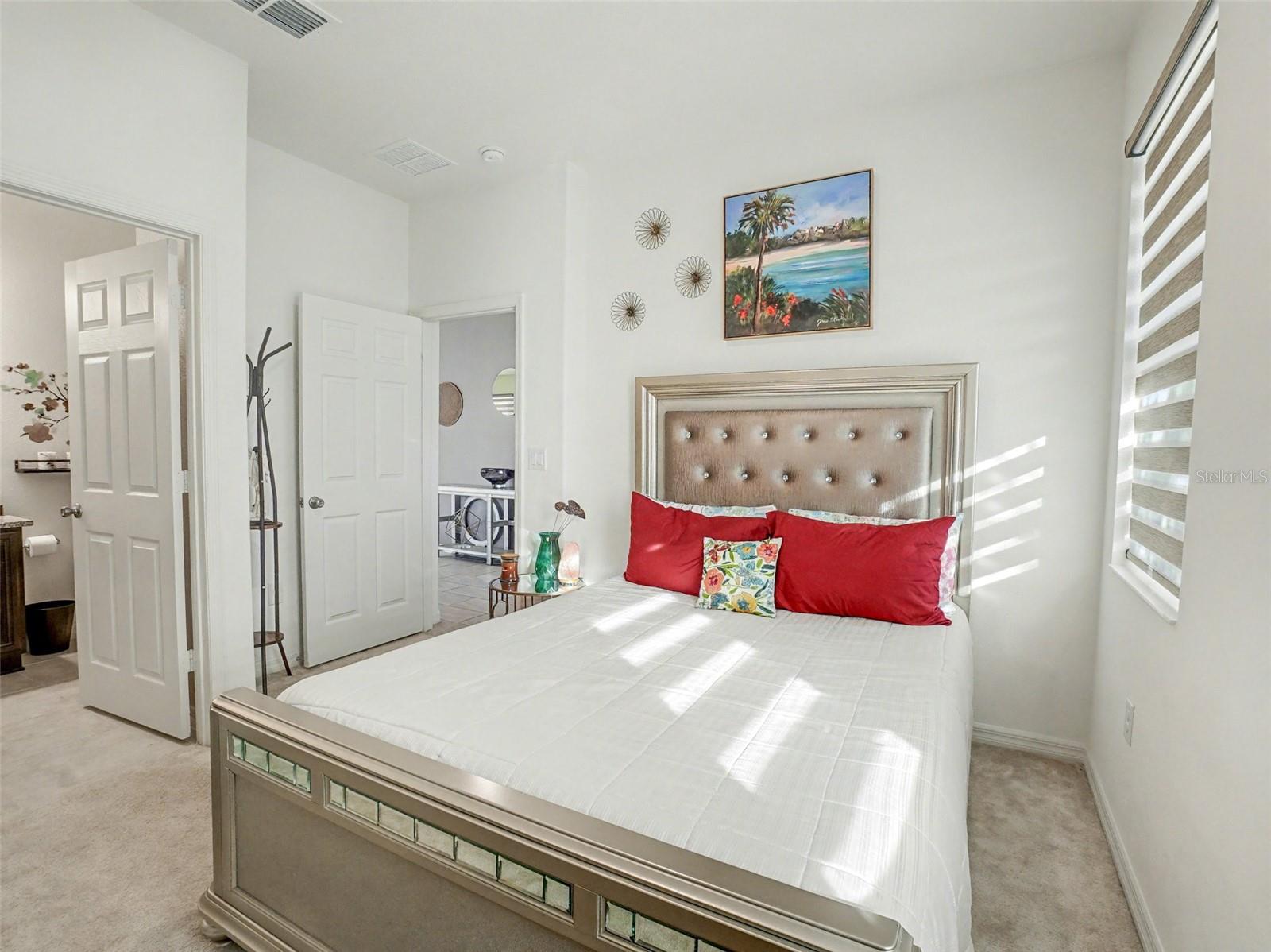 Image 15 of 39 For 2215 Upland Lane