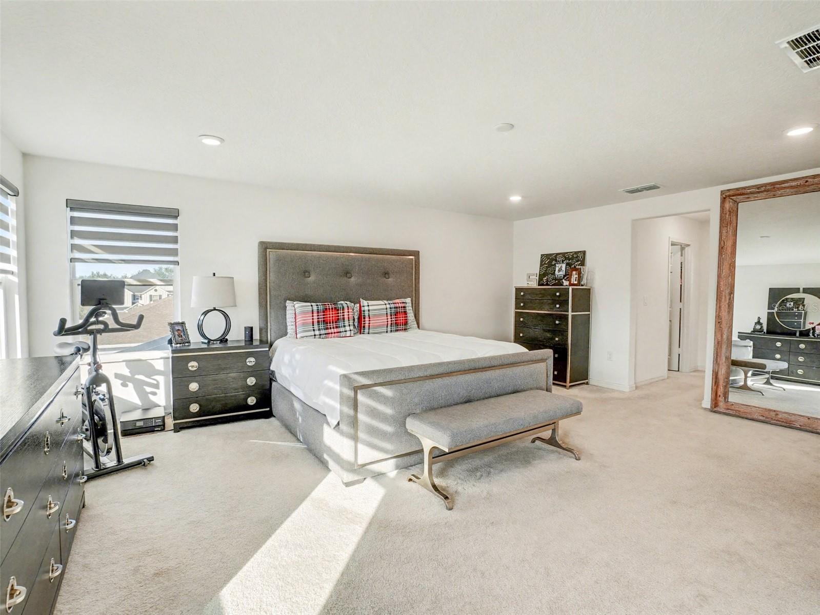 Image 22 of 39 For 2215 Upland Lane