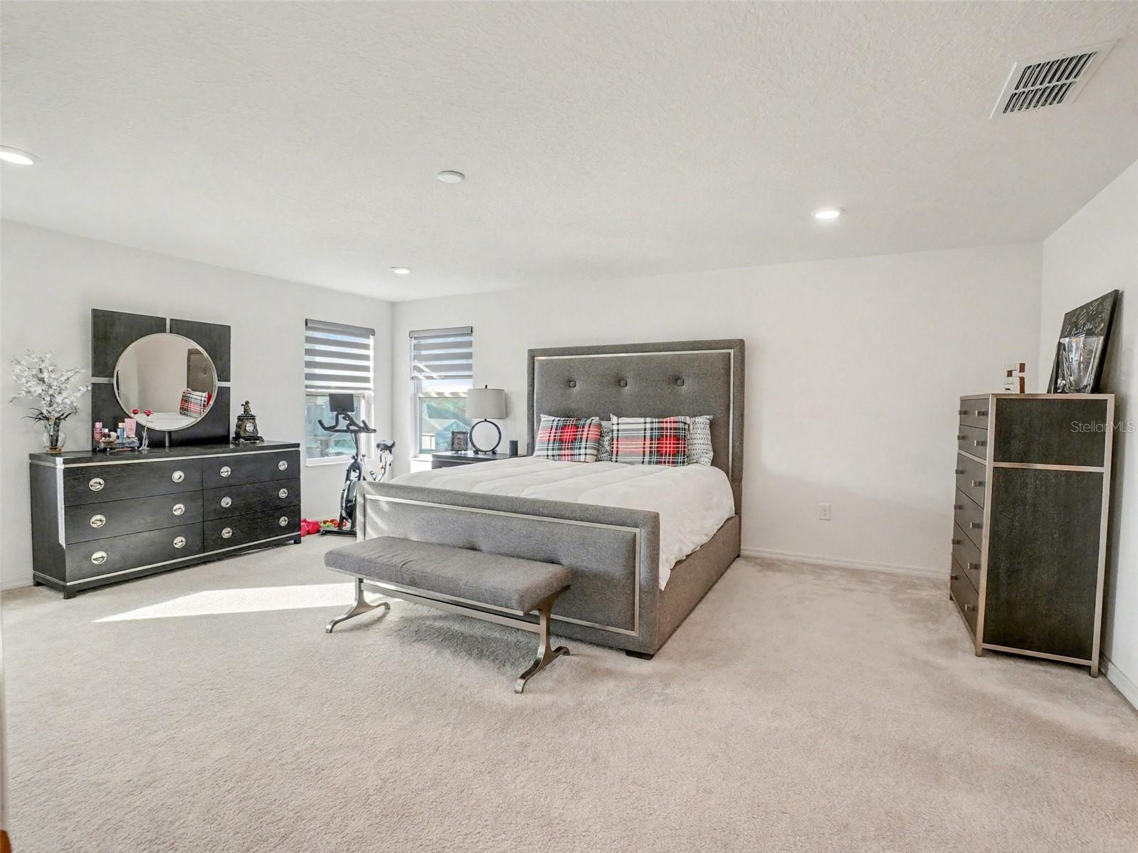 Image 23 of 39 For 2215 Upland Lane