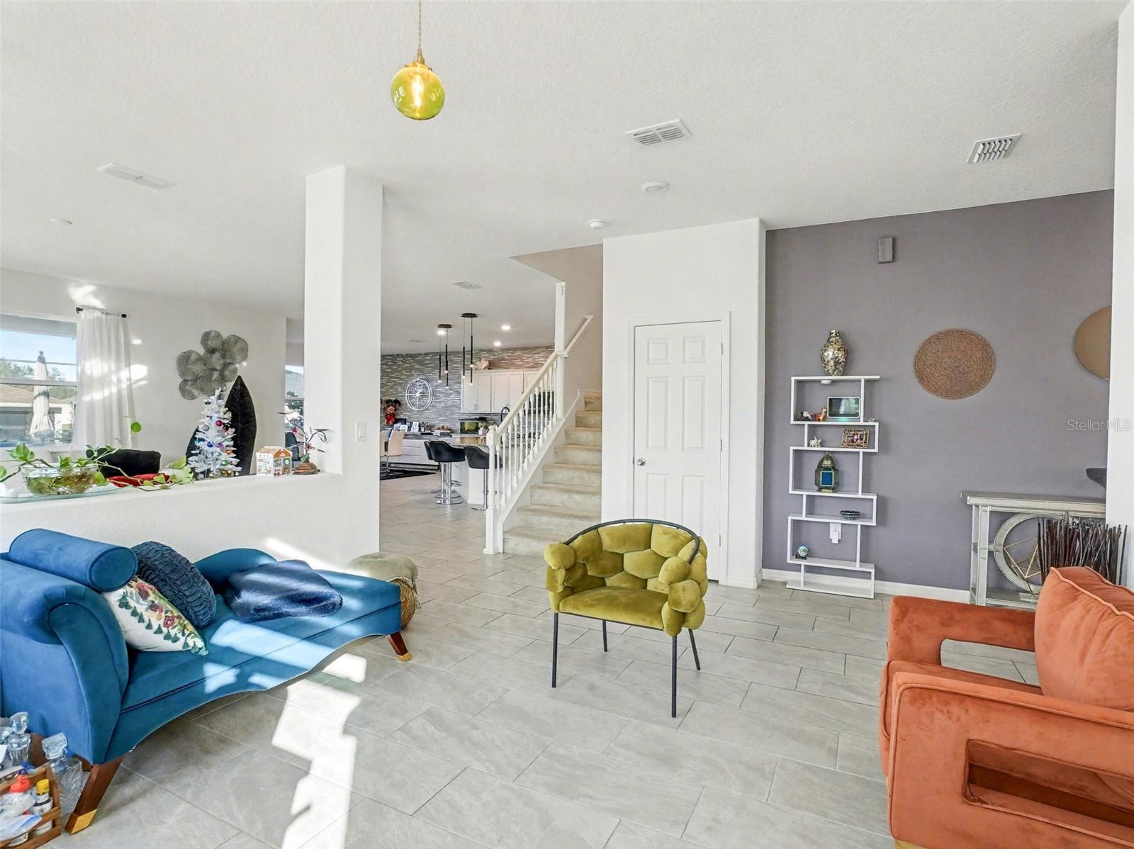 Image 4 of 39 For 2215 Upland Lane