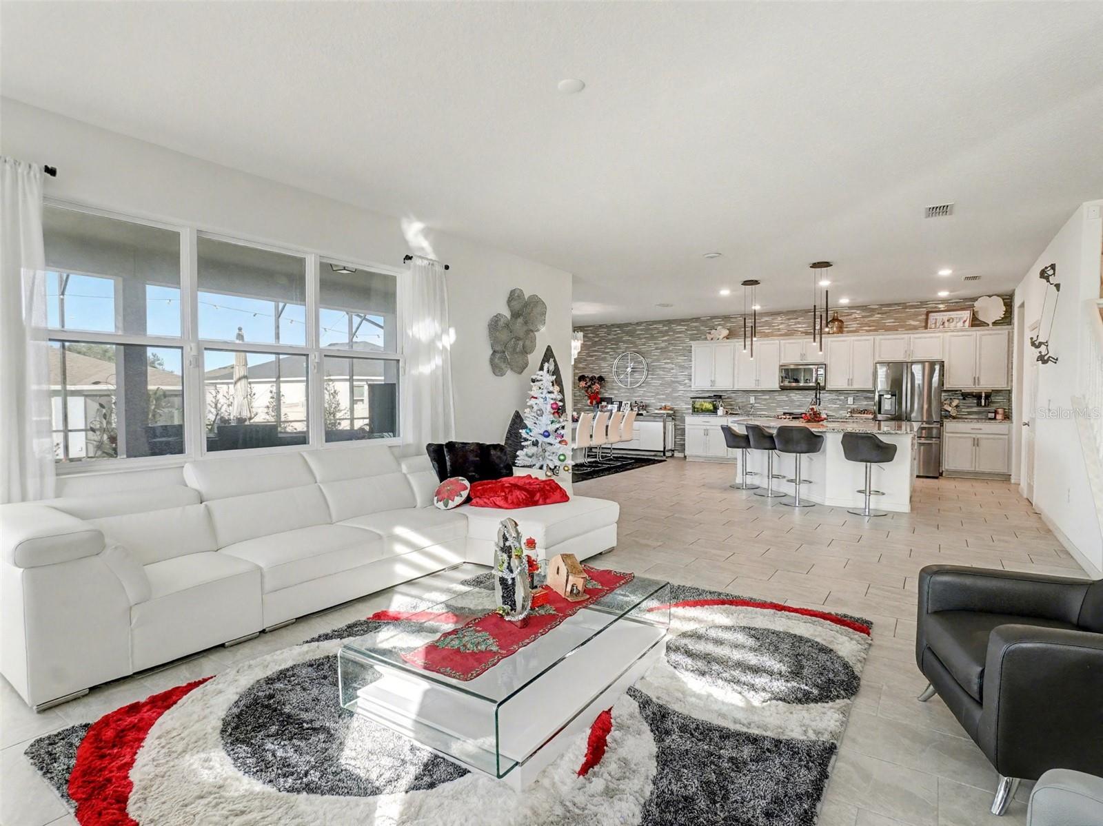 Image 6 of 39 For 2215 Upland Lane