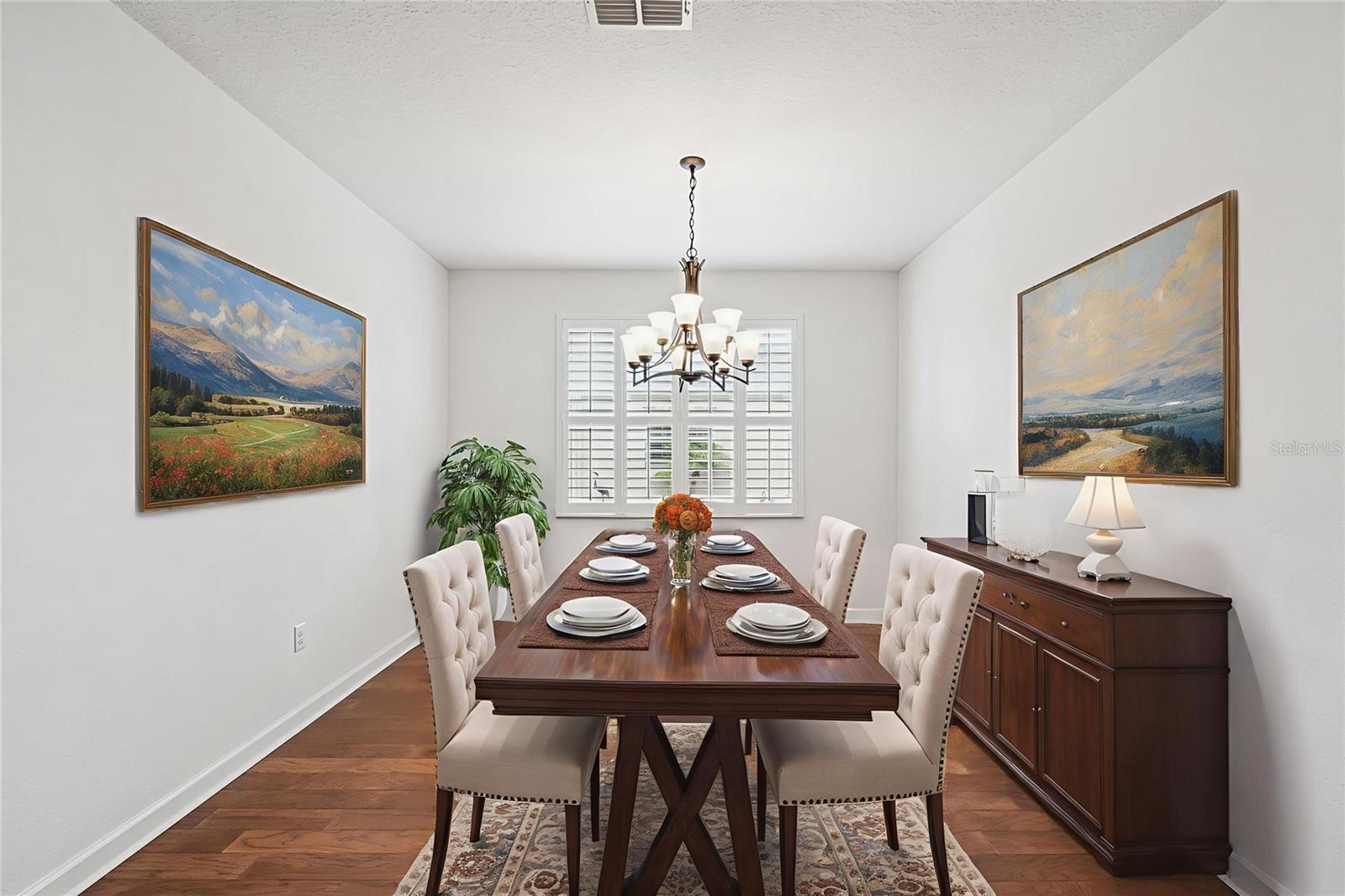 Image 5 of 41 For 3574 La Jolla Drive