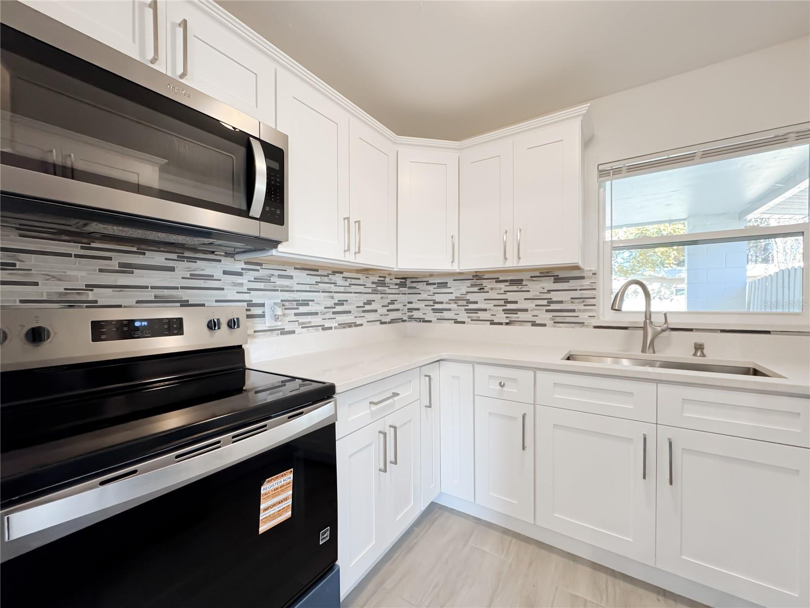 Image 16 of 37 For 111 Fairfax Avenue