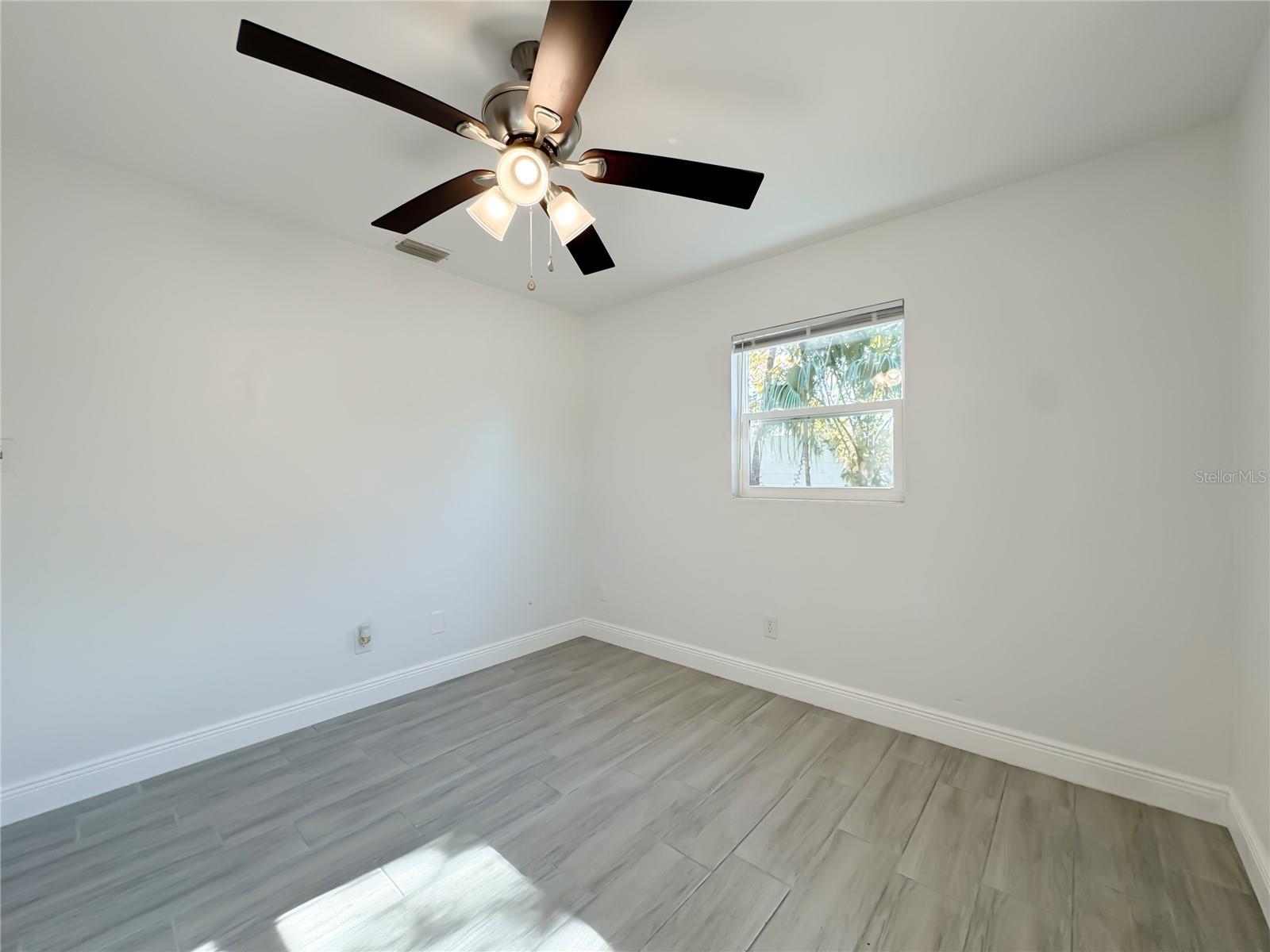 Image 31 of 37 For 111 Fairfax Avenue