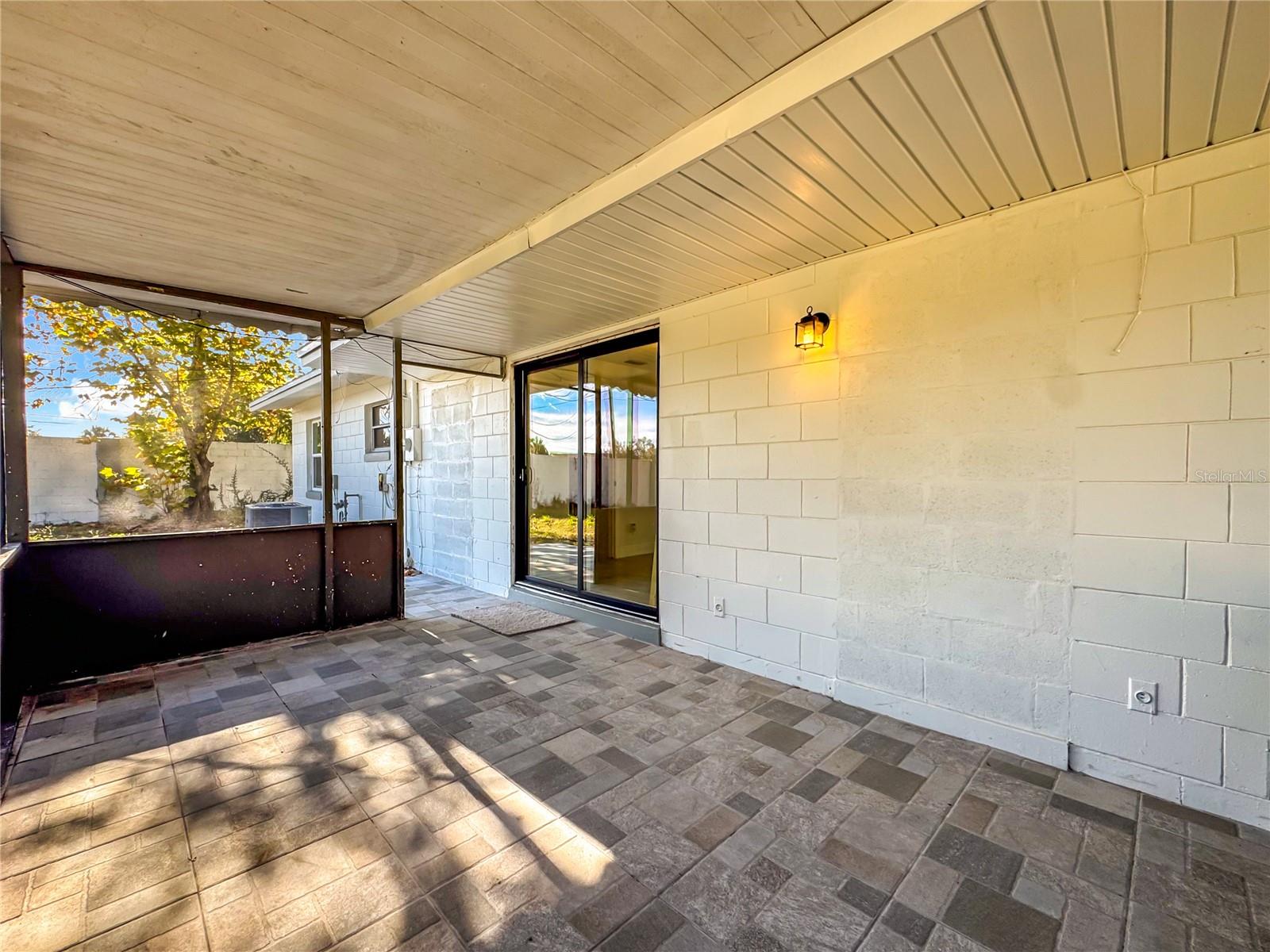 Image 33 of 37 For 111 Fairfax Avenue