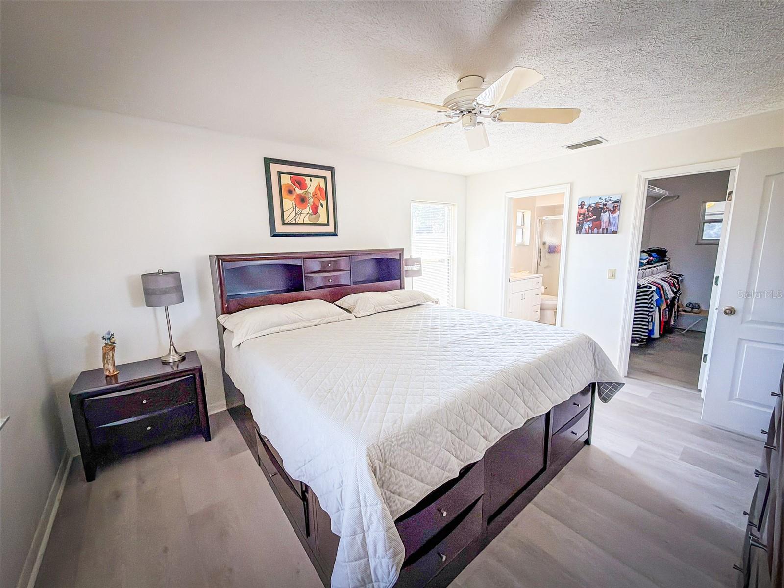 Image 11 of 28 For 1199 Cr 542g