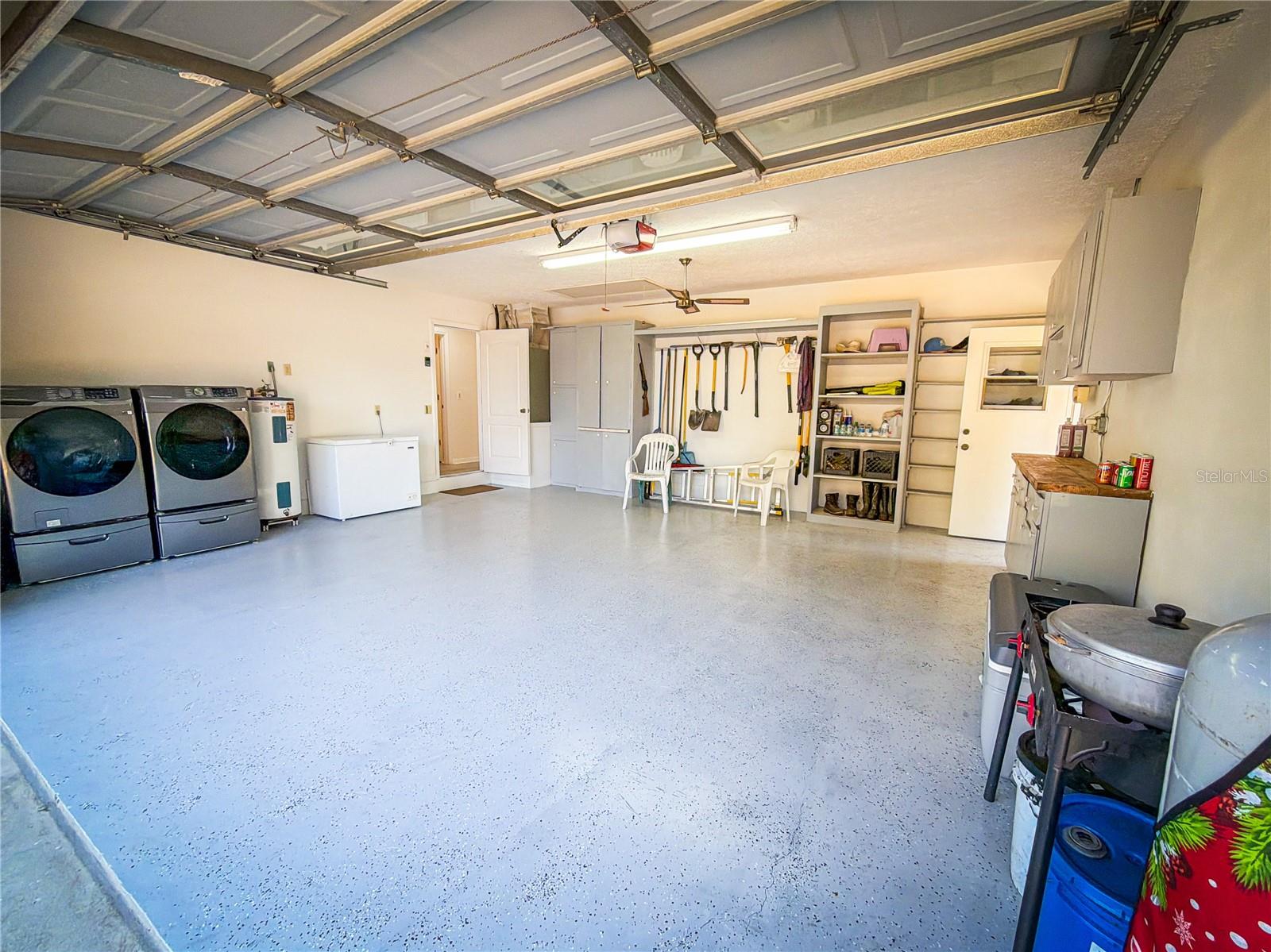 Image 25 of 28 For 1199 Cr 542g