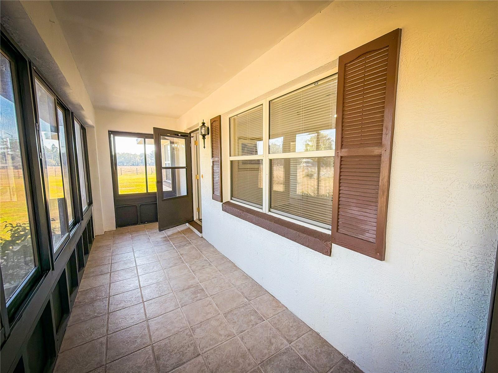 Image 5 of 28 For 1199 Cr 542g