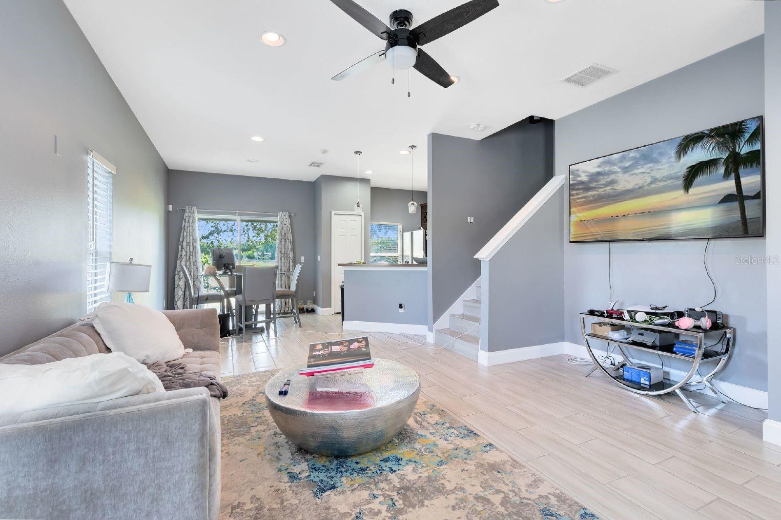 Image 6 of 22 For 3891 Clubside Pointe Drive