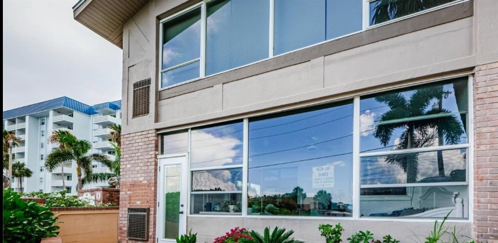 Details for 2 Causeway Boulevard 101, DUNEDIN, FL 34698