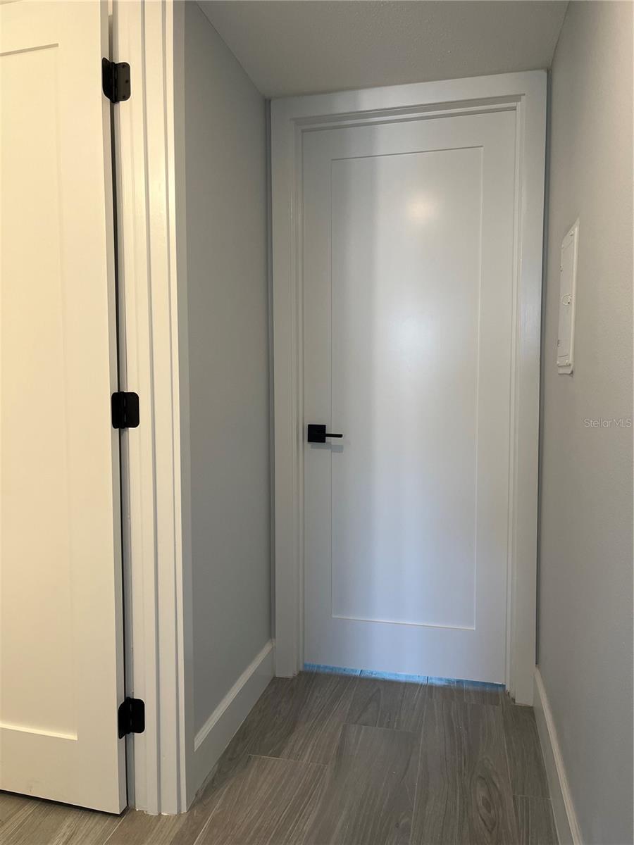 Image 19 of 30 For 2 Causeway Boulevard 101