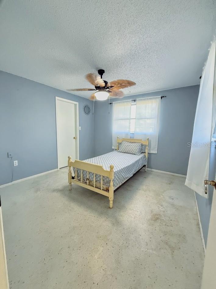 Image 14 of 24 For 156 Francis Drive Ne