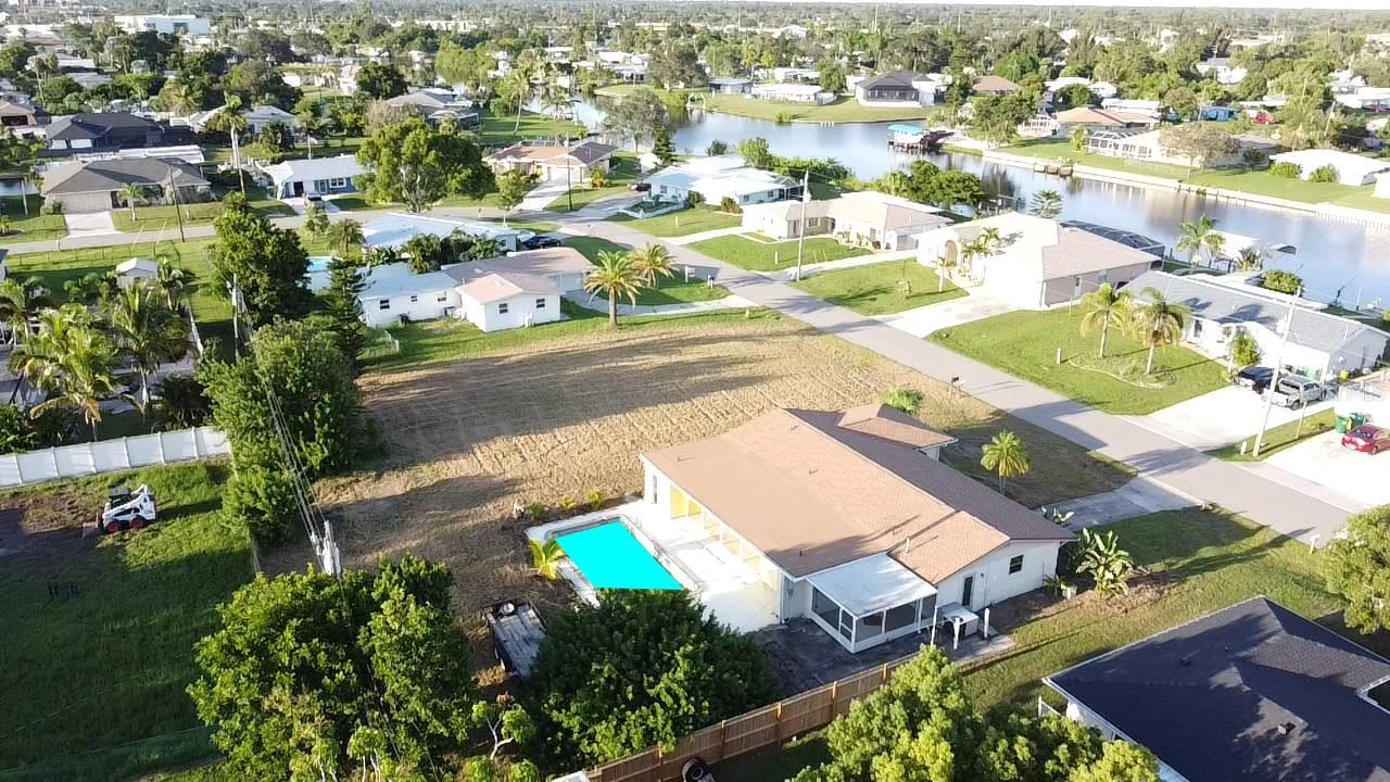 Image 20 of 24 For 156 Francis Drive Ne