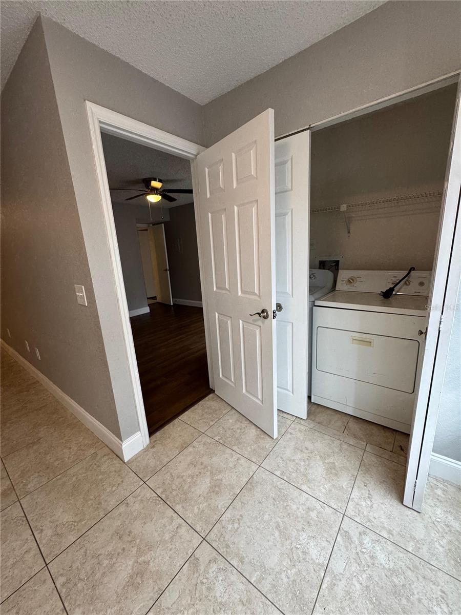 Image 10 of 19 For 5144 Conroy Road 1014