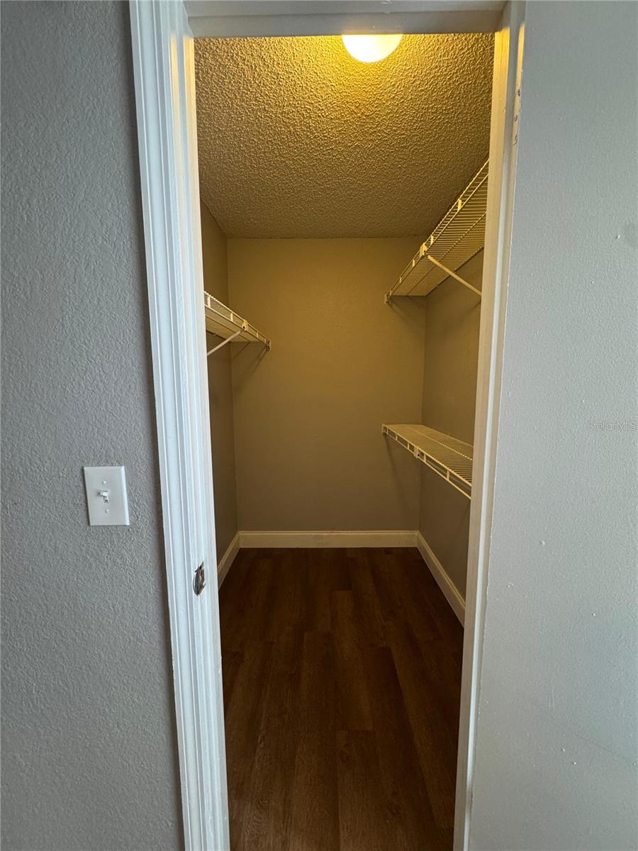 Image 12 of 19 For 5144 Conroy Road 1014