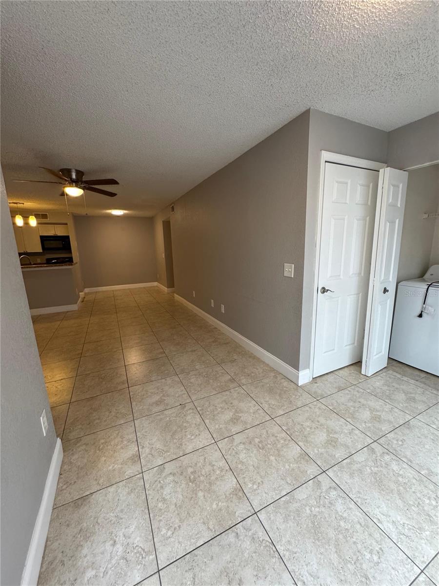 Image 8 of 19 For 5144 Conroy Road 1014