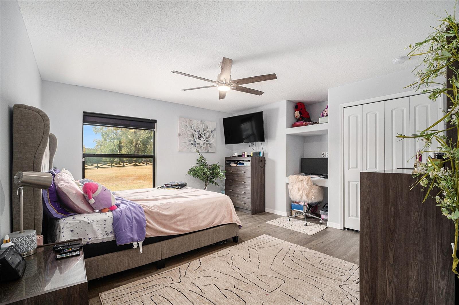 Image 34 of 57 For 7403 22nd Court Road