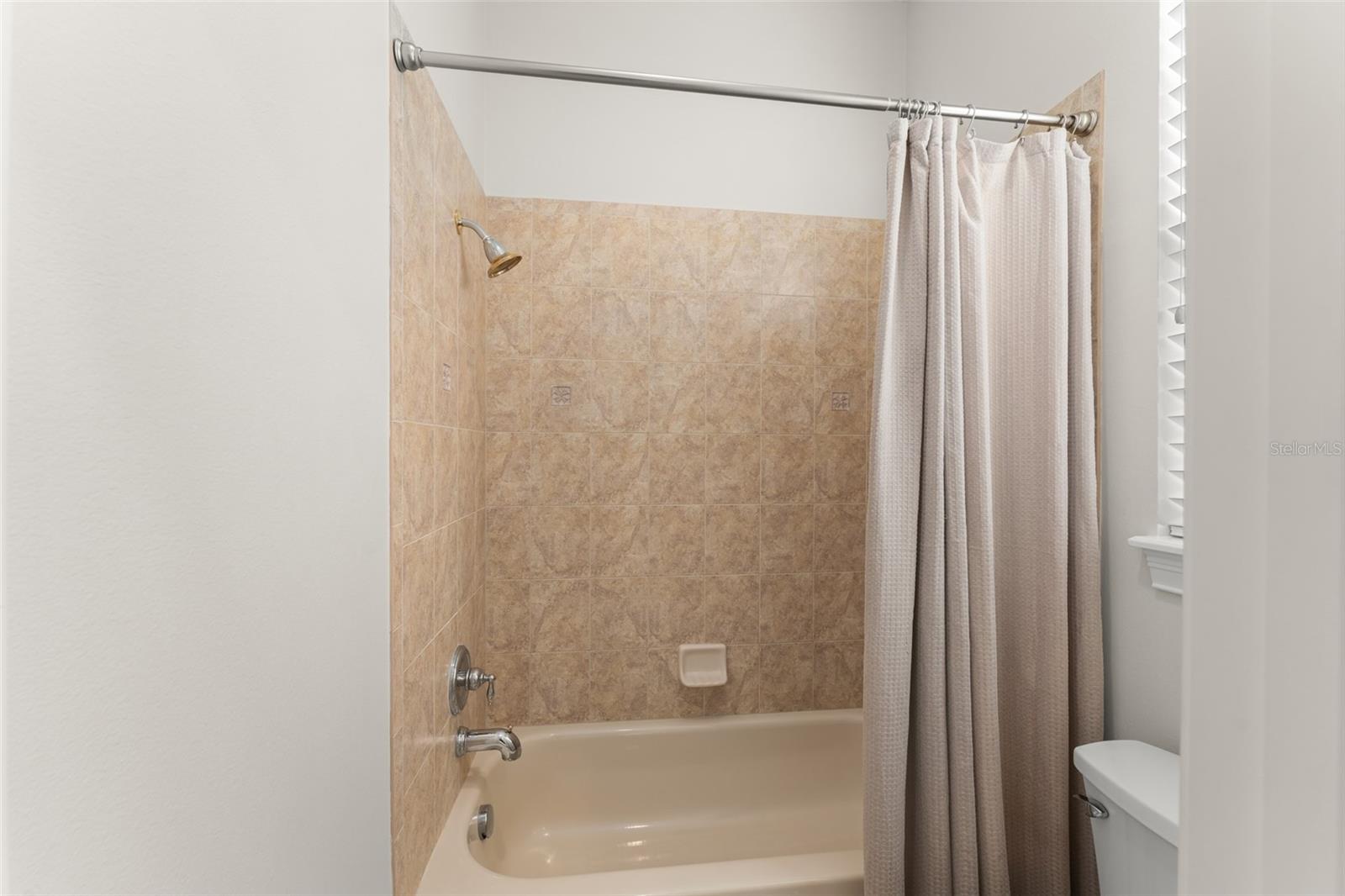 Image 36 of 70 For 11334 Camden Loop Way