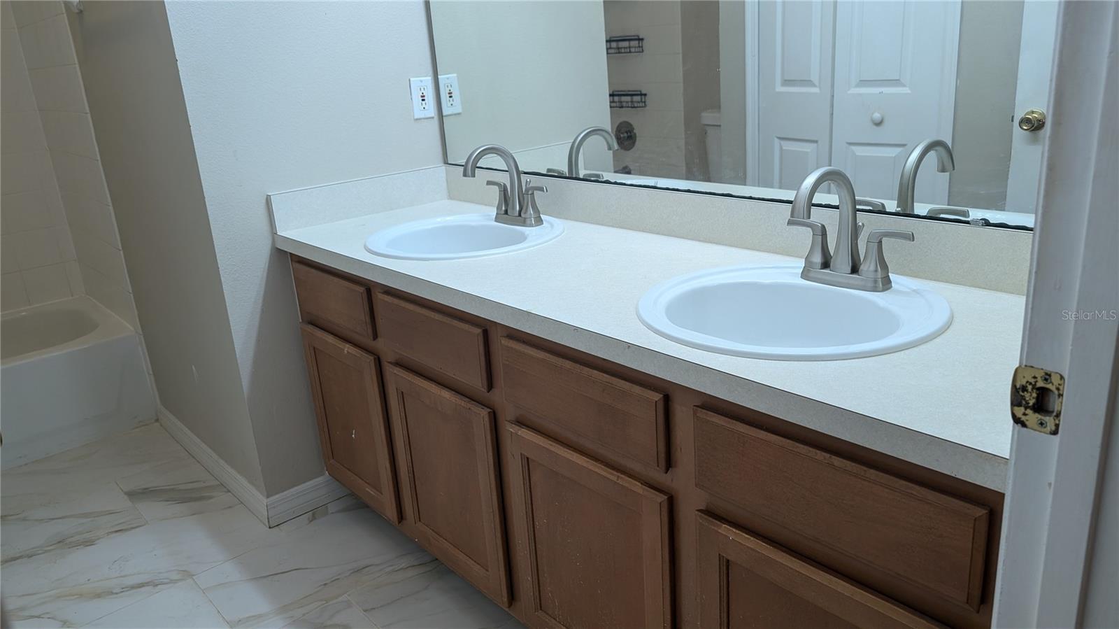 Image 18 of 30 For 4854 Native Dancer Lane