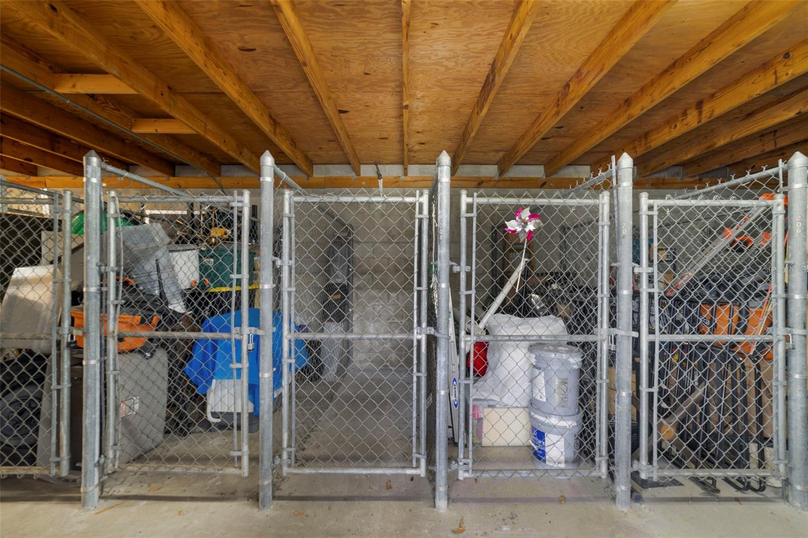 Image 11 of 16 For 825 Primrose Drive 204