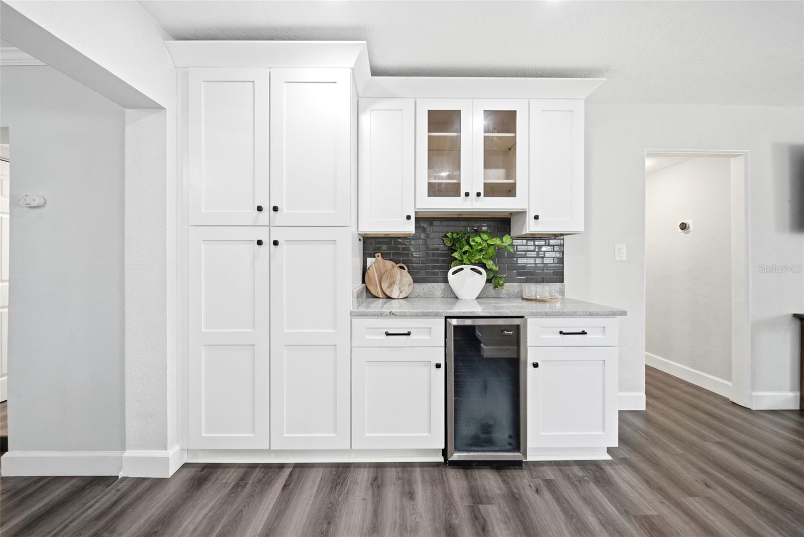 Image 12 of 26 For 245 Spruce Street