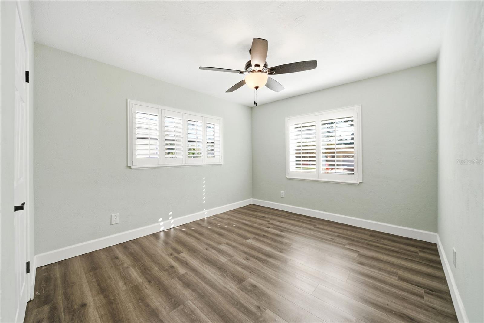 Image 21 of 26 For 245 Spruce Street