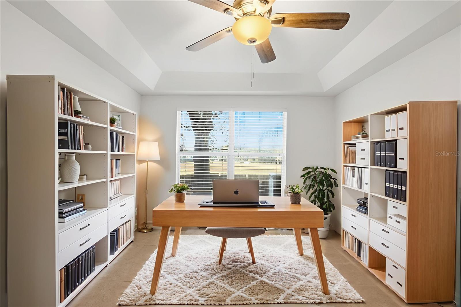 Listing photo id 2 for 622 Cape Cod Circle