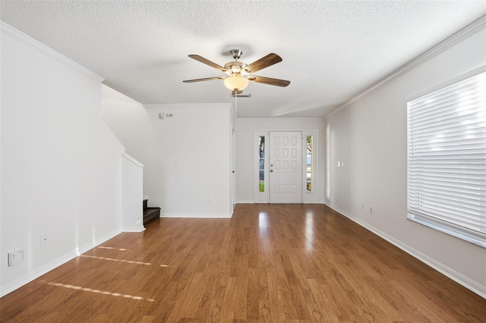 Listing photo id 5 for 622 Cape Cod Circle