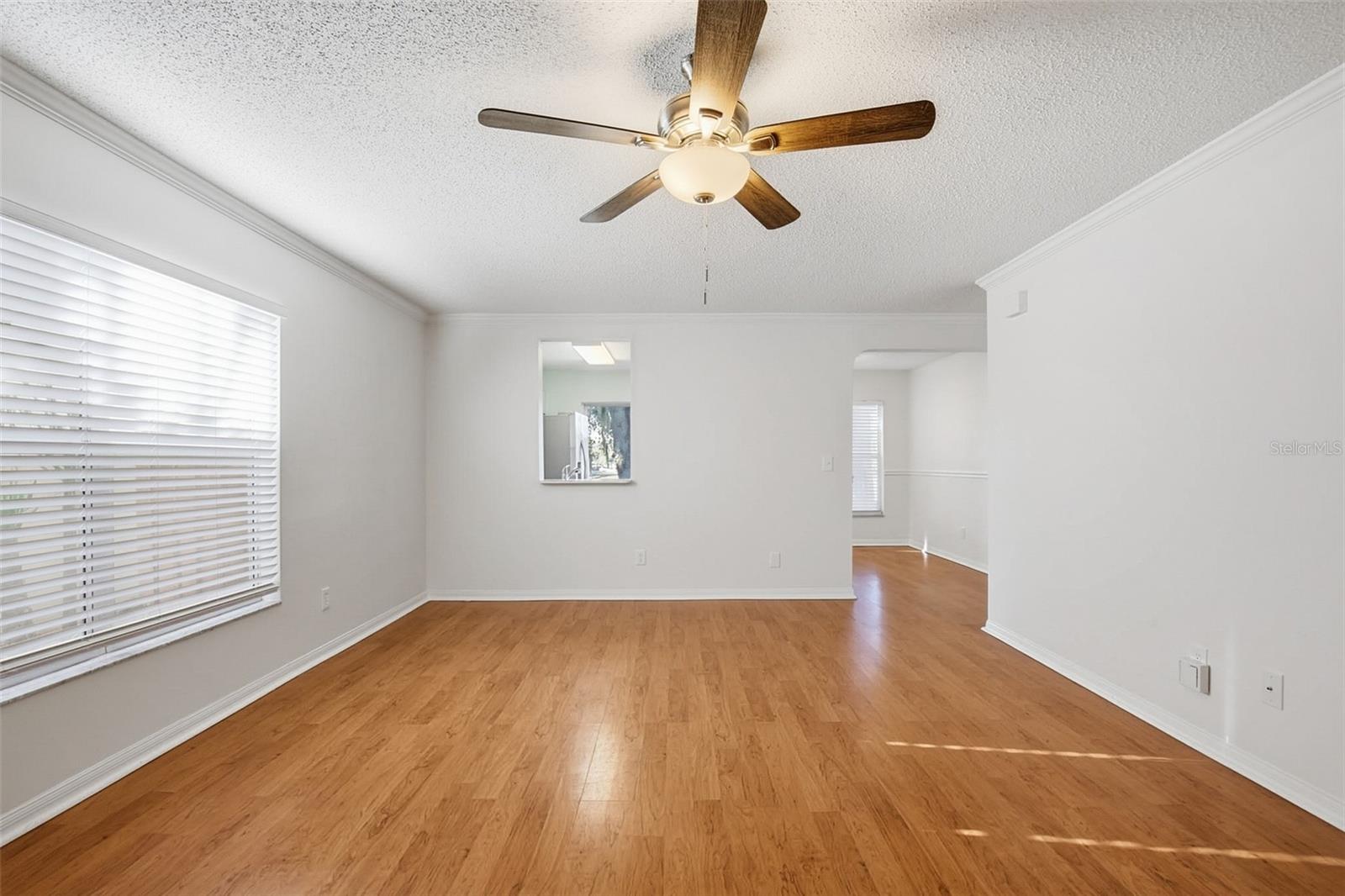 Listing photo id 6 for 622 Cape Cod Circle