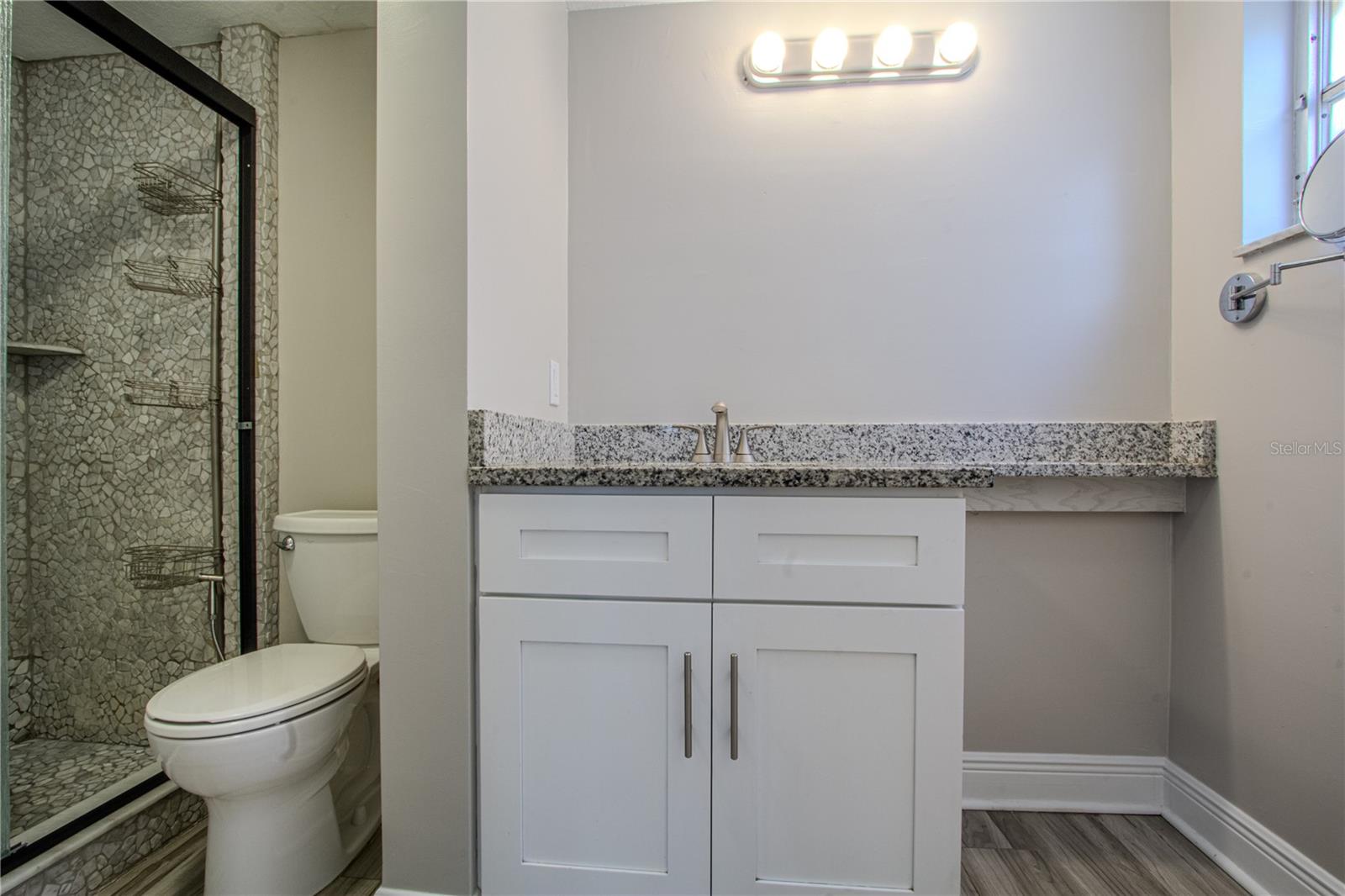 Image 7 of 16 For 4610 Gray Street 209