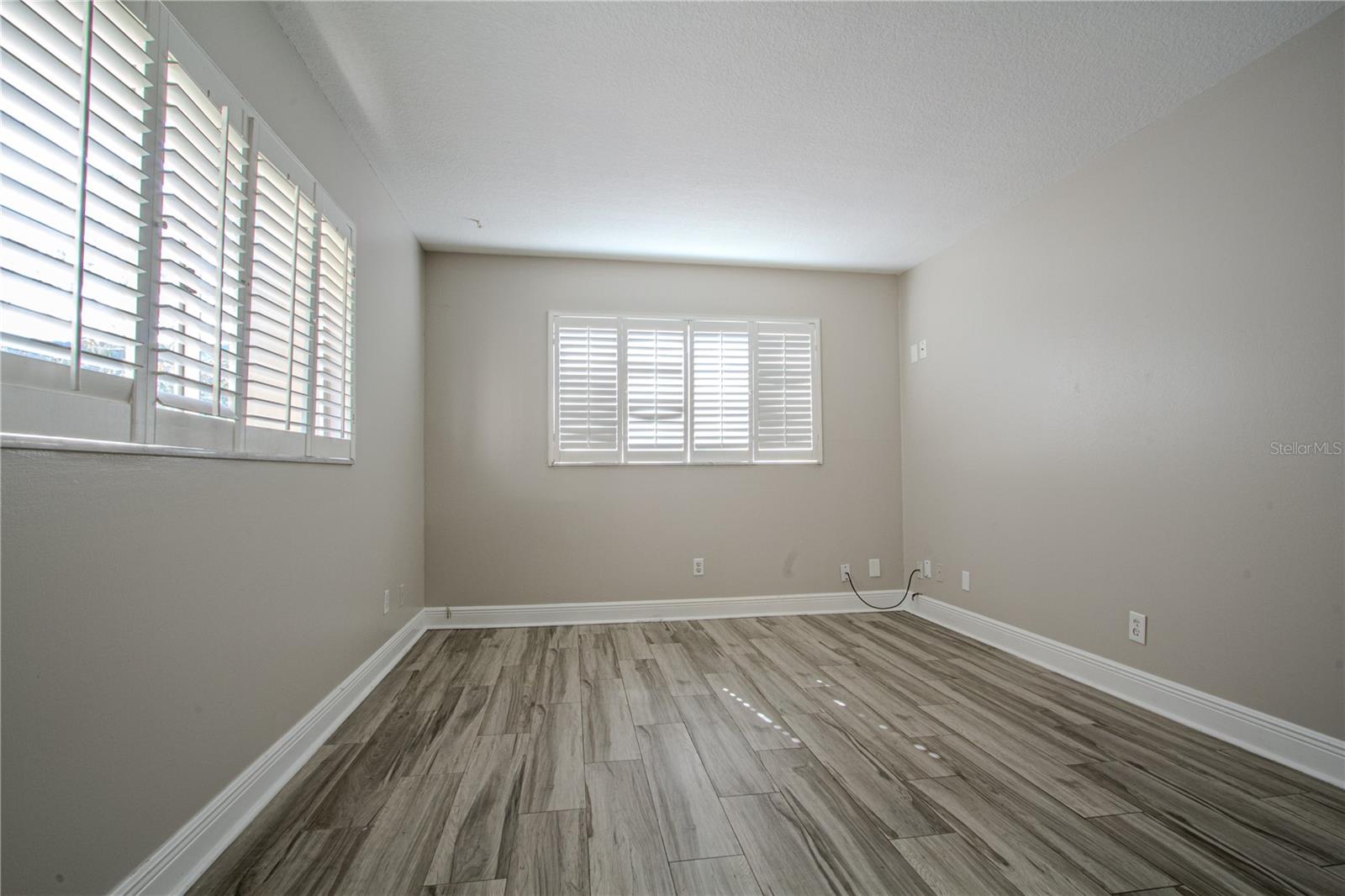 Image 9 of 16 For 4610 Gray Street 209