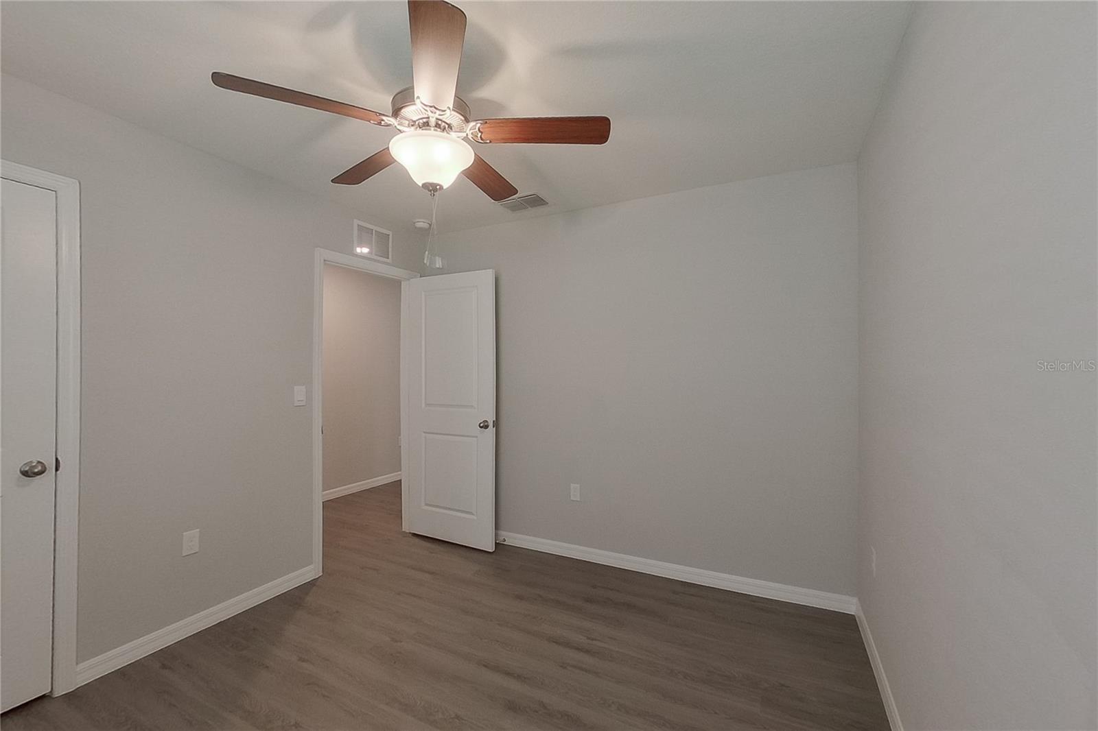 Image 11 of 20 For 8633 43rd Terrace