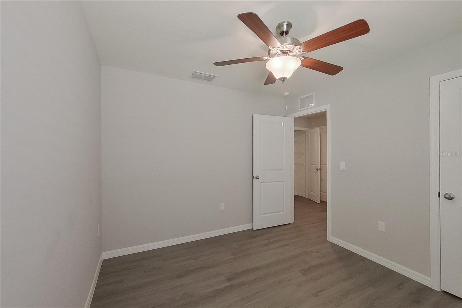 Image 13 of 20 For 8633 43rd Terrace