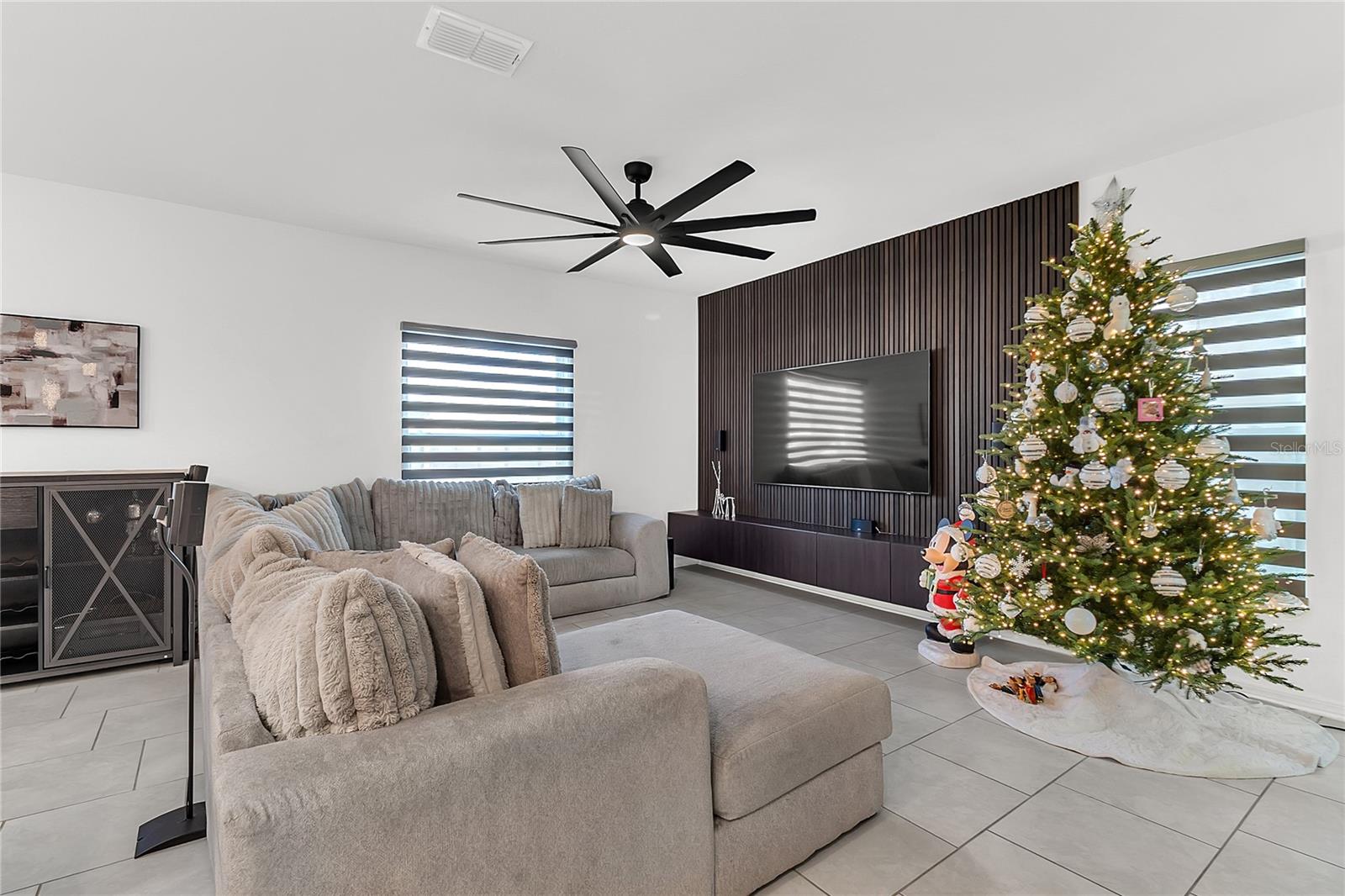 Image 4 of 35 For 1325 Diego Terrace