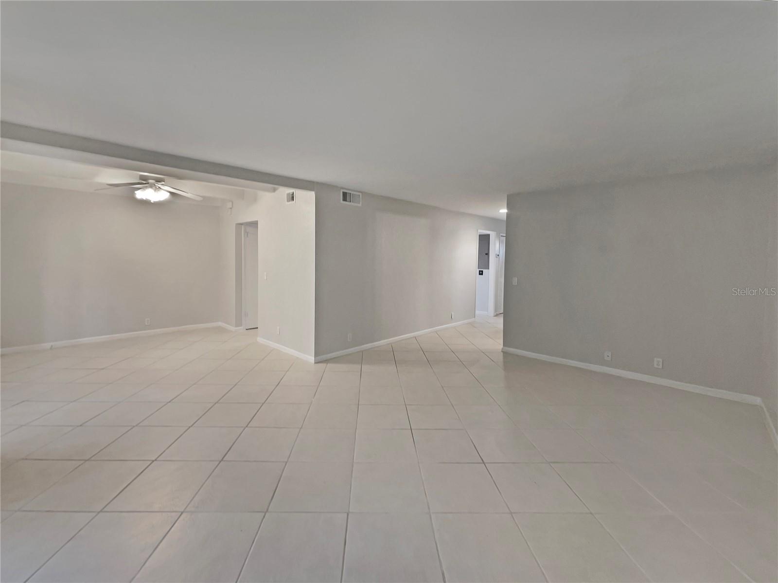 Image 16 of 27 For 5302 Jasmine Creek Lane 1304