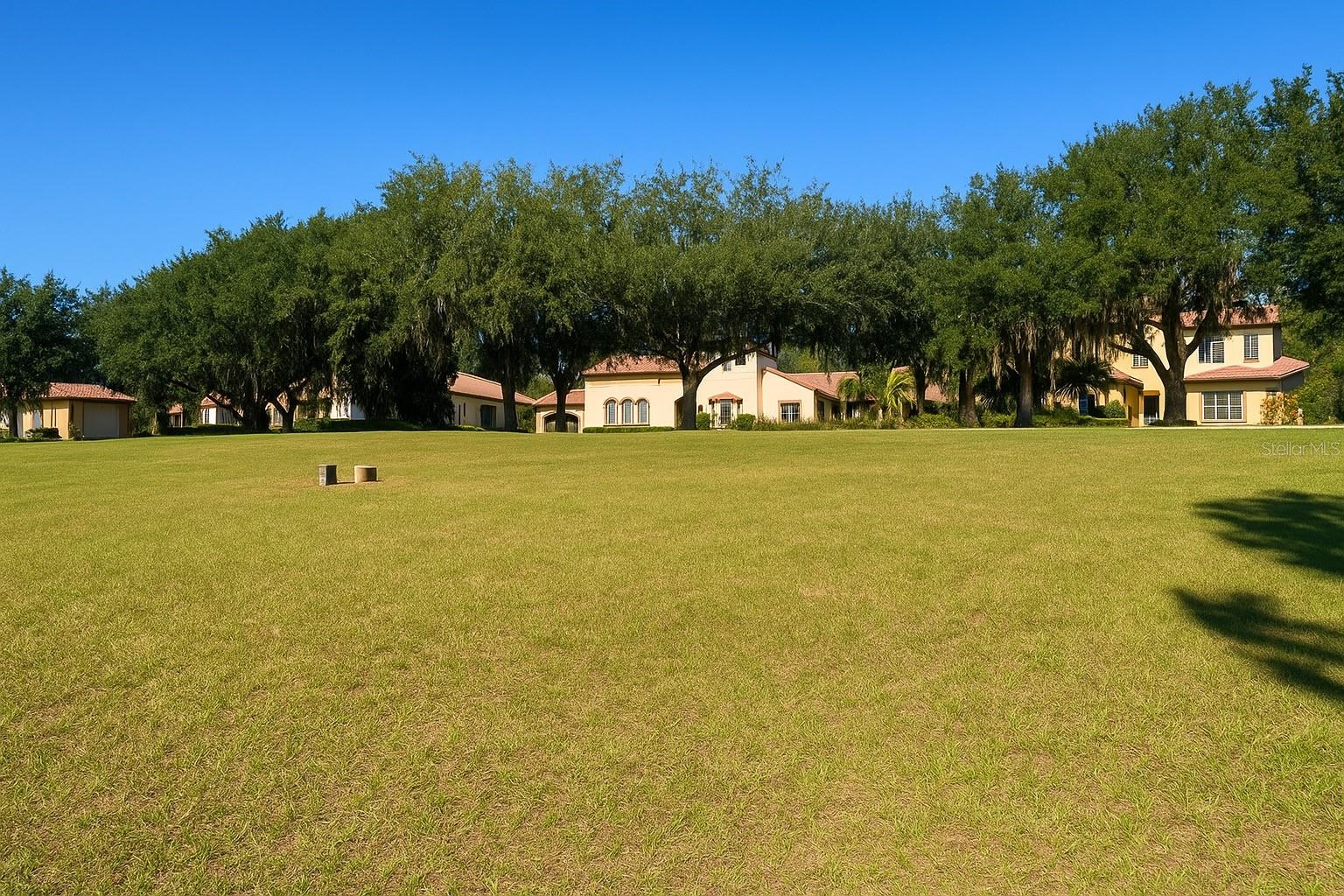 Image 3 of 3 For 9509 San Fernando Court