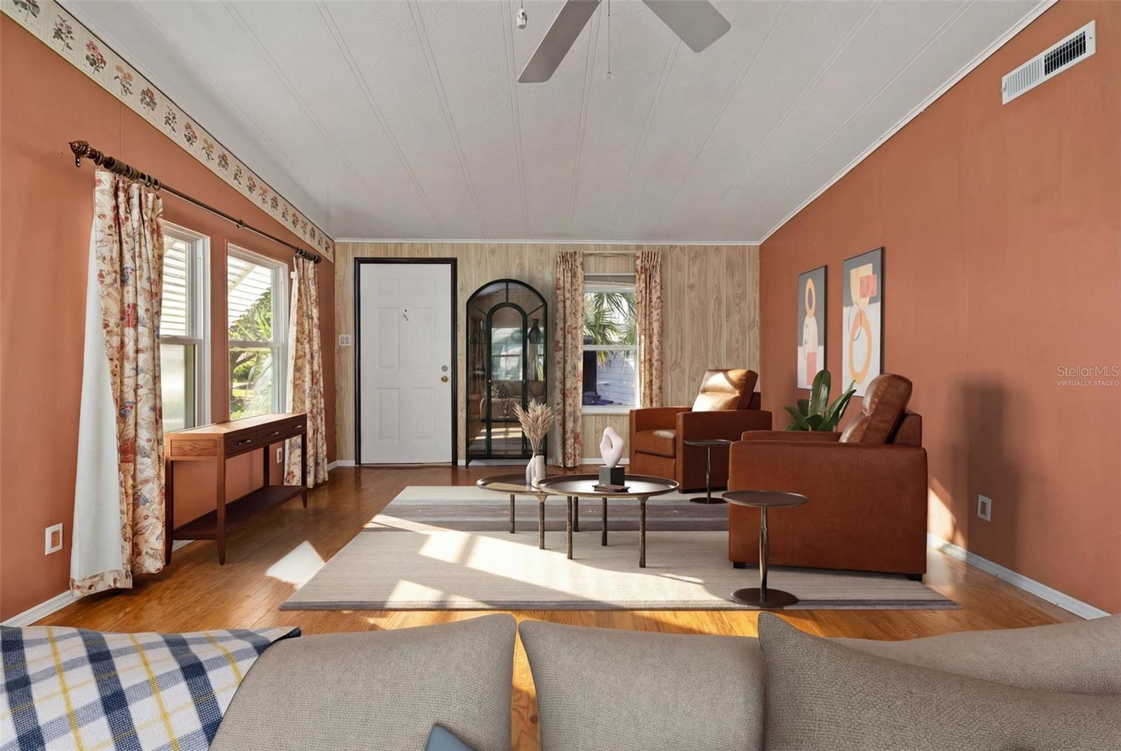 Image 26 of 73 For 2118 Canopy Circle