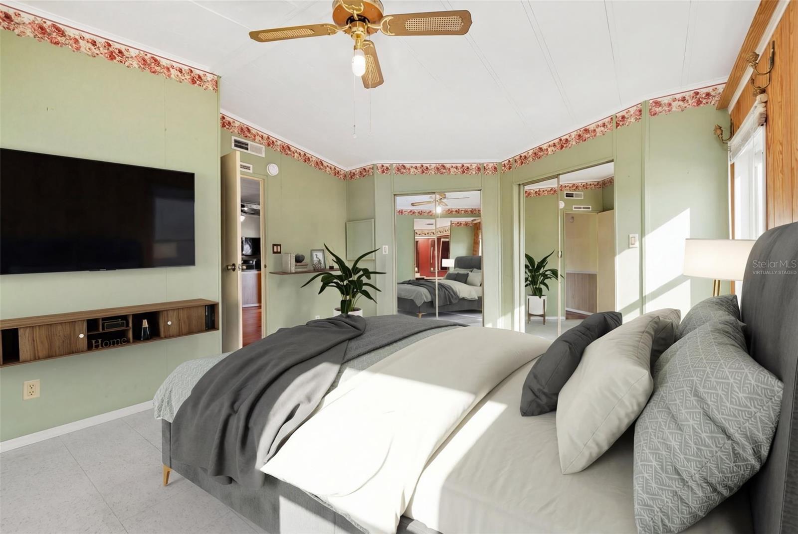 Image 32 of 73 For 2118 Canopy Circle