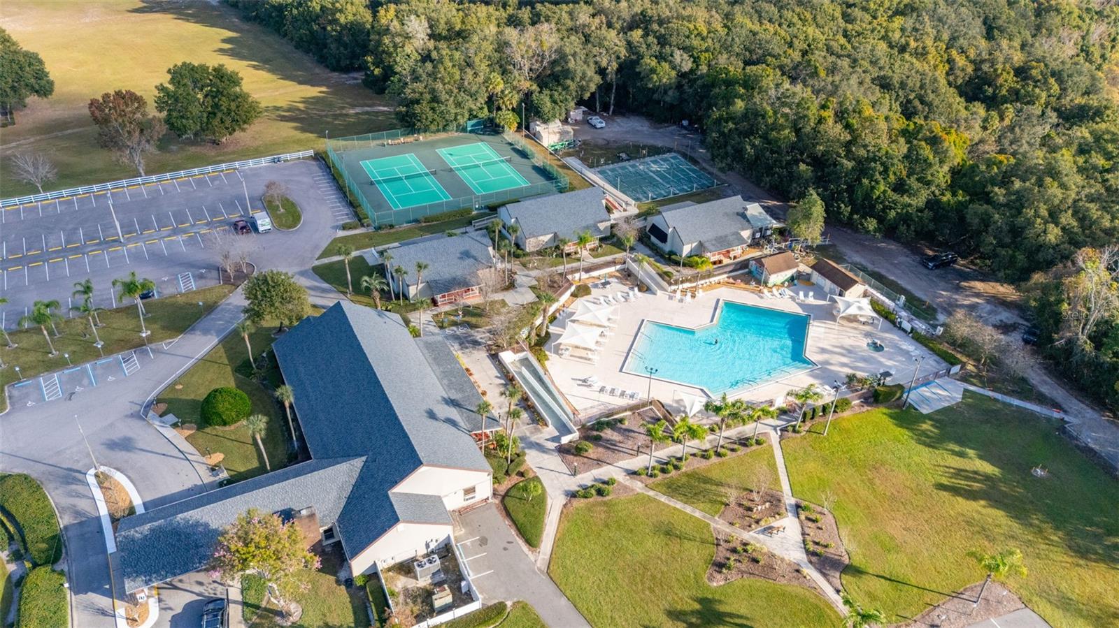 Image 60 of 73 For 2118 Canopy Circle