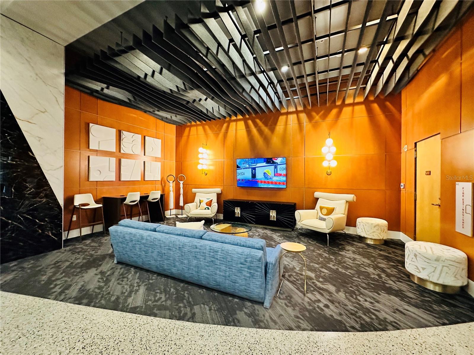 Image 10 of 40 For 155 Court Avenue 1103