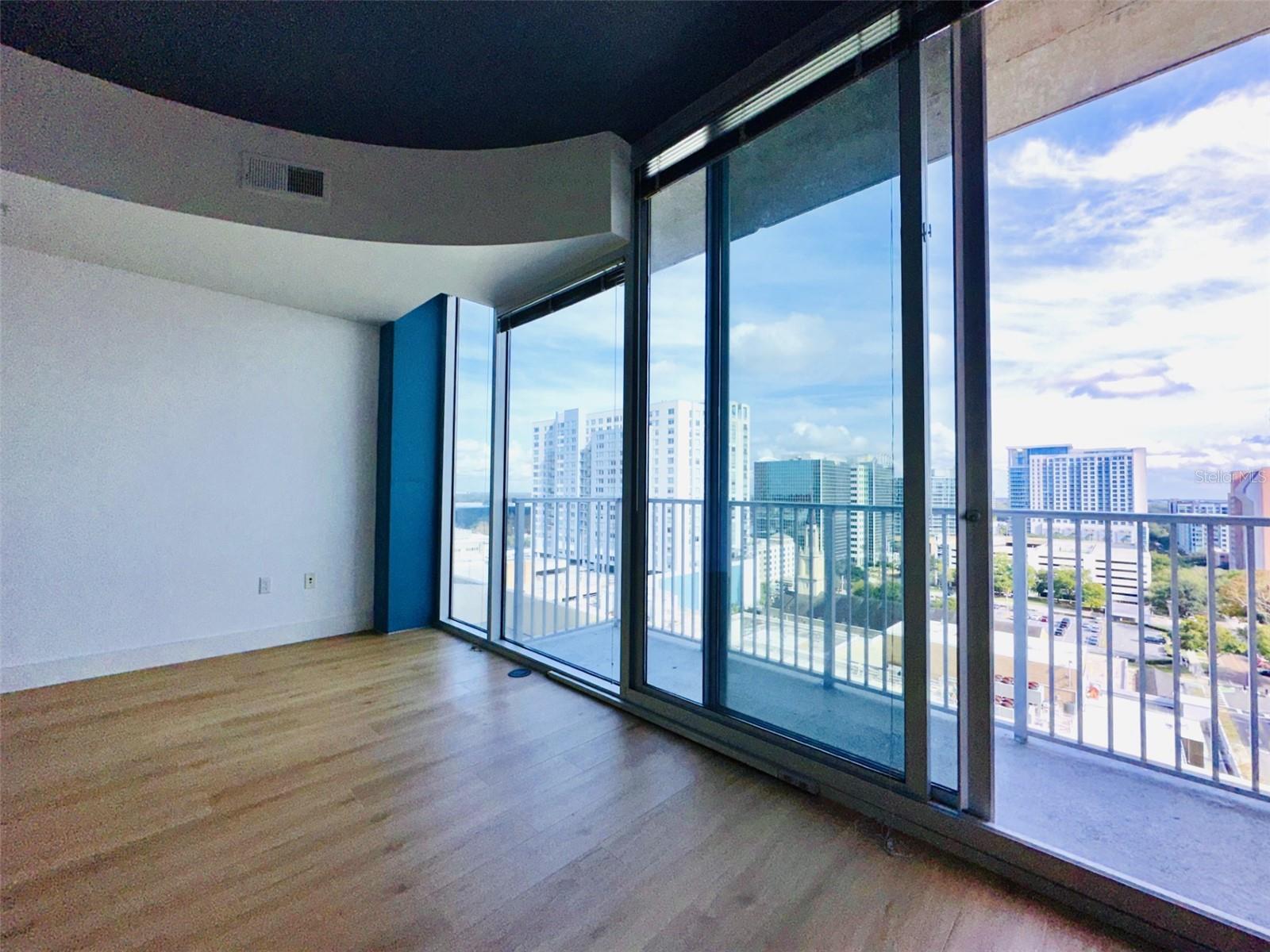 Image 37 of 40 For 155 Court Avenue 1103