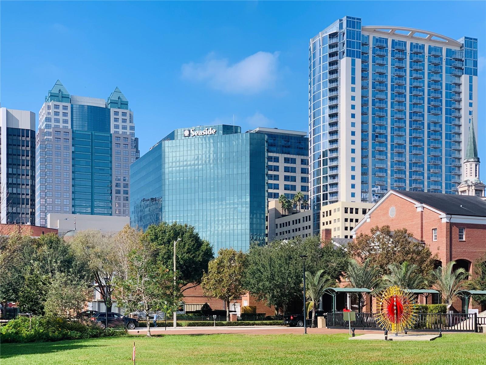 Image 4 of 40 For 155 Court Avenue 1103