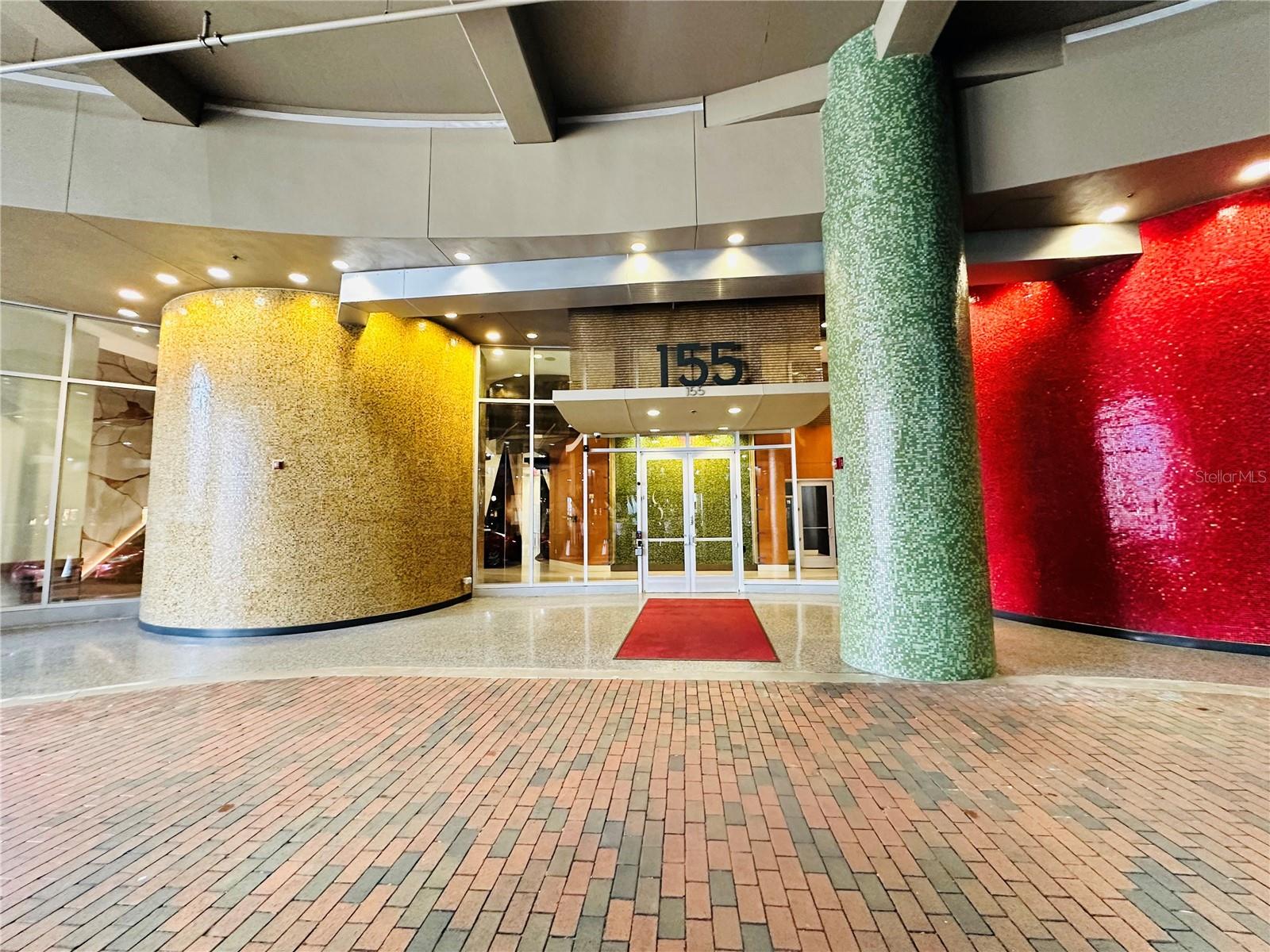 Image 6 of 40 For 155 Court Avenue 1103